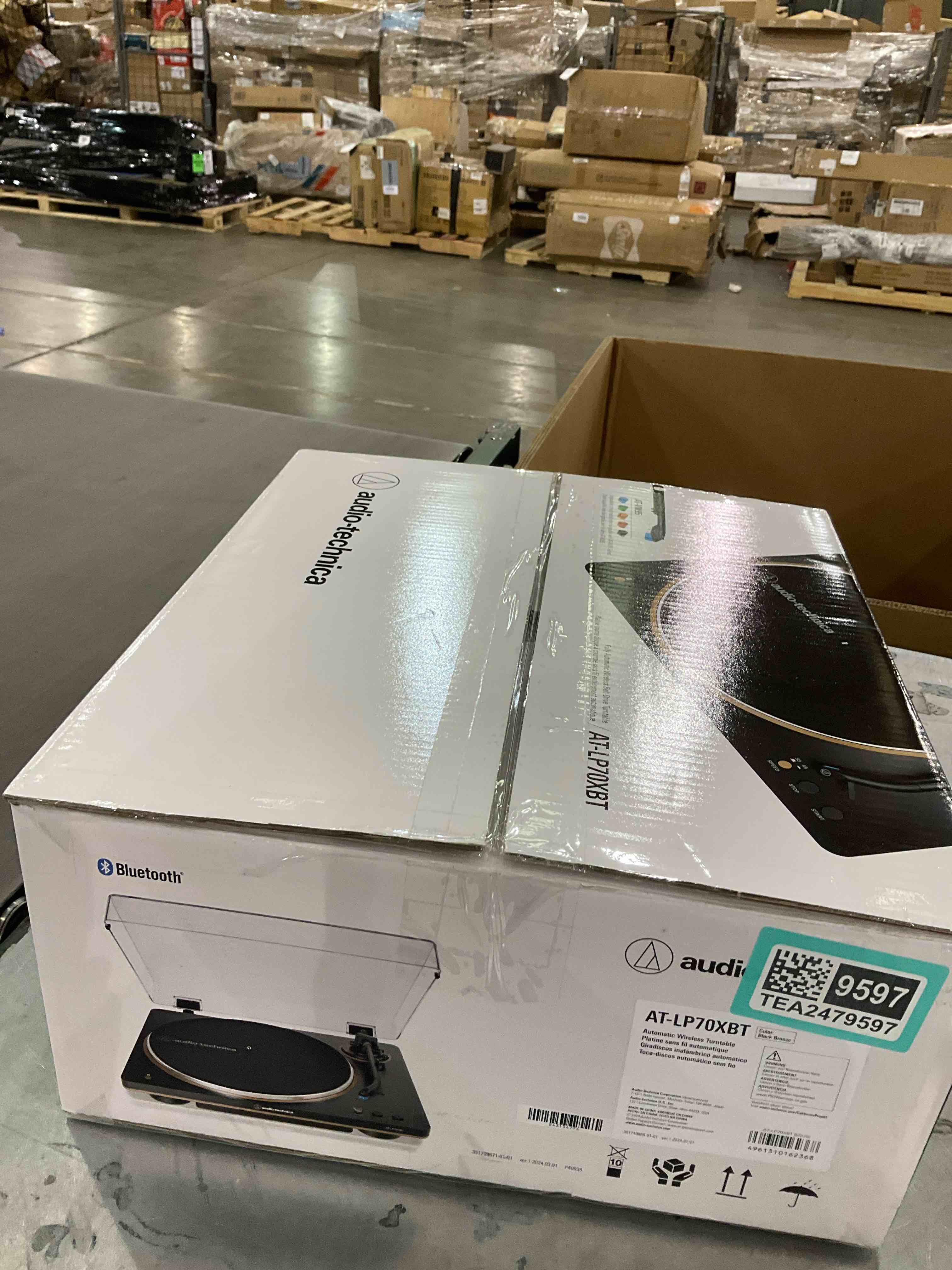 https://s3.amazonaws.com/lotting-images-prod/bidfta/TEA2479597_1743440388859.jpeg