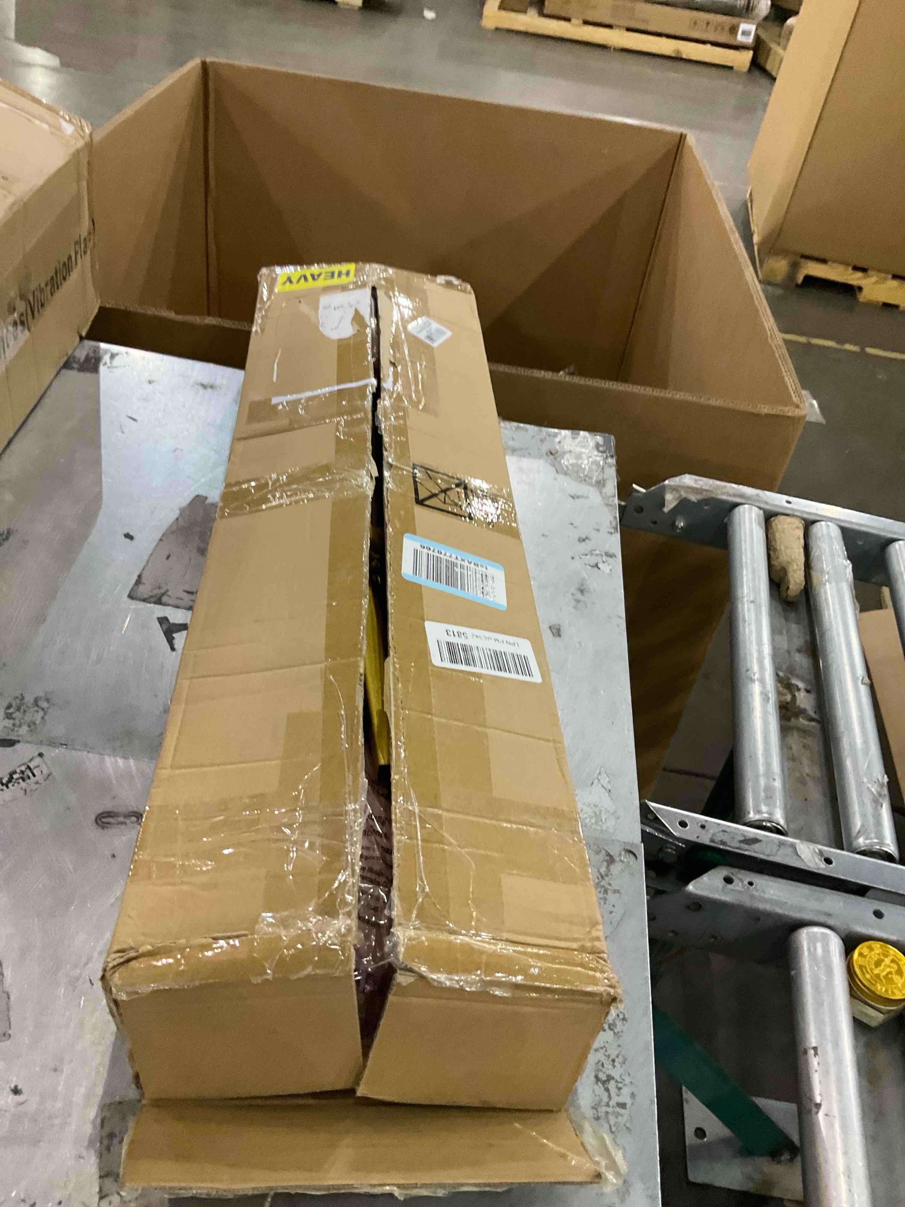 https://s3.amazonaws.com/lotting-images-prod/bidfta/TEA2479875_1743506316831.jpeg