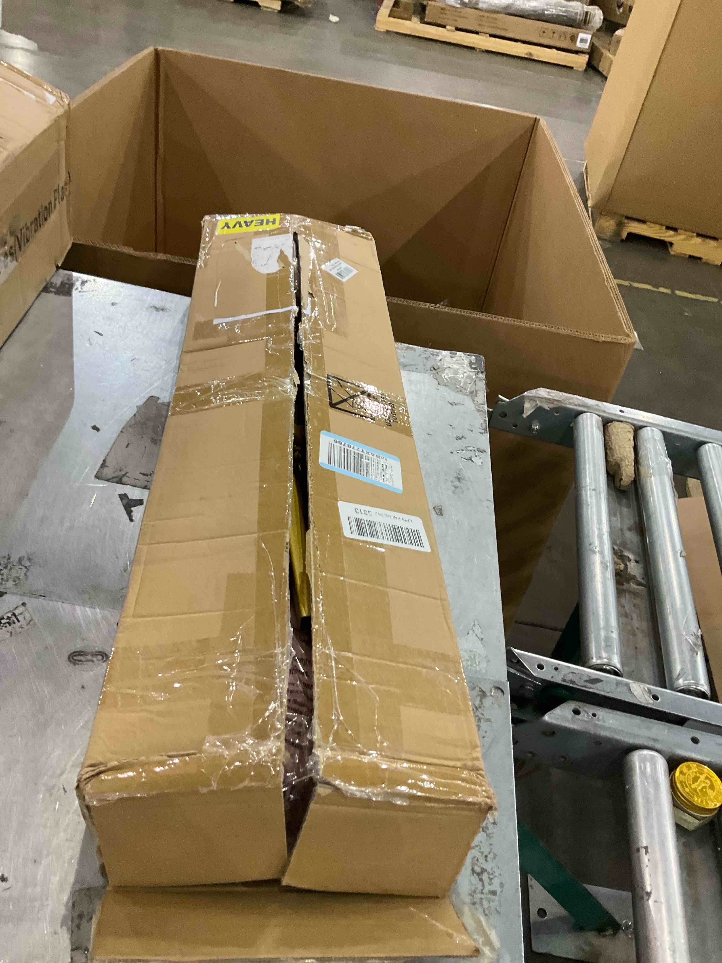 https://s3.amazonaws.com/lotting-images-prod/bidfta/TEA2479875_1743506317826.jpeg