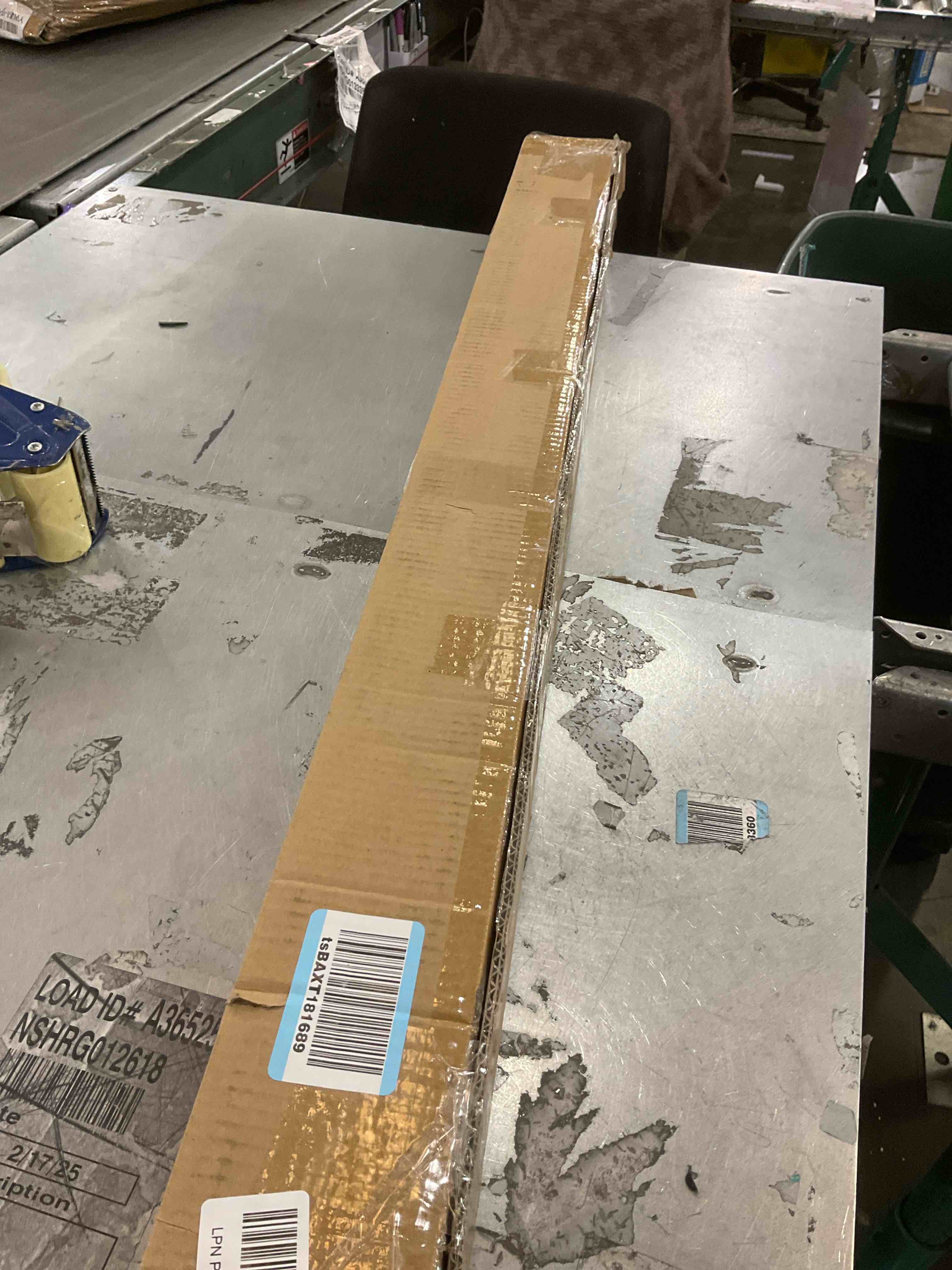 https://s3.amazonaws.com/lotting-images-prod/bidfta/TEA2480344_1743521278987.jpeg