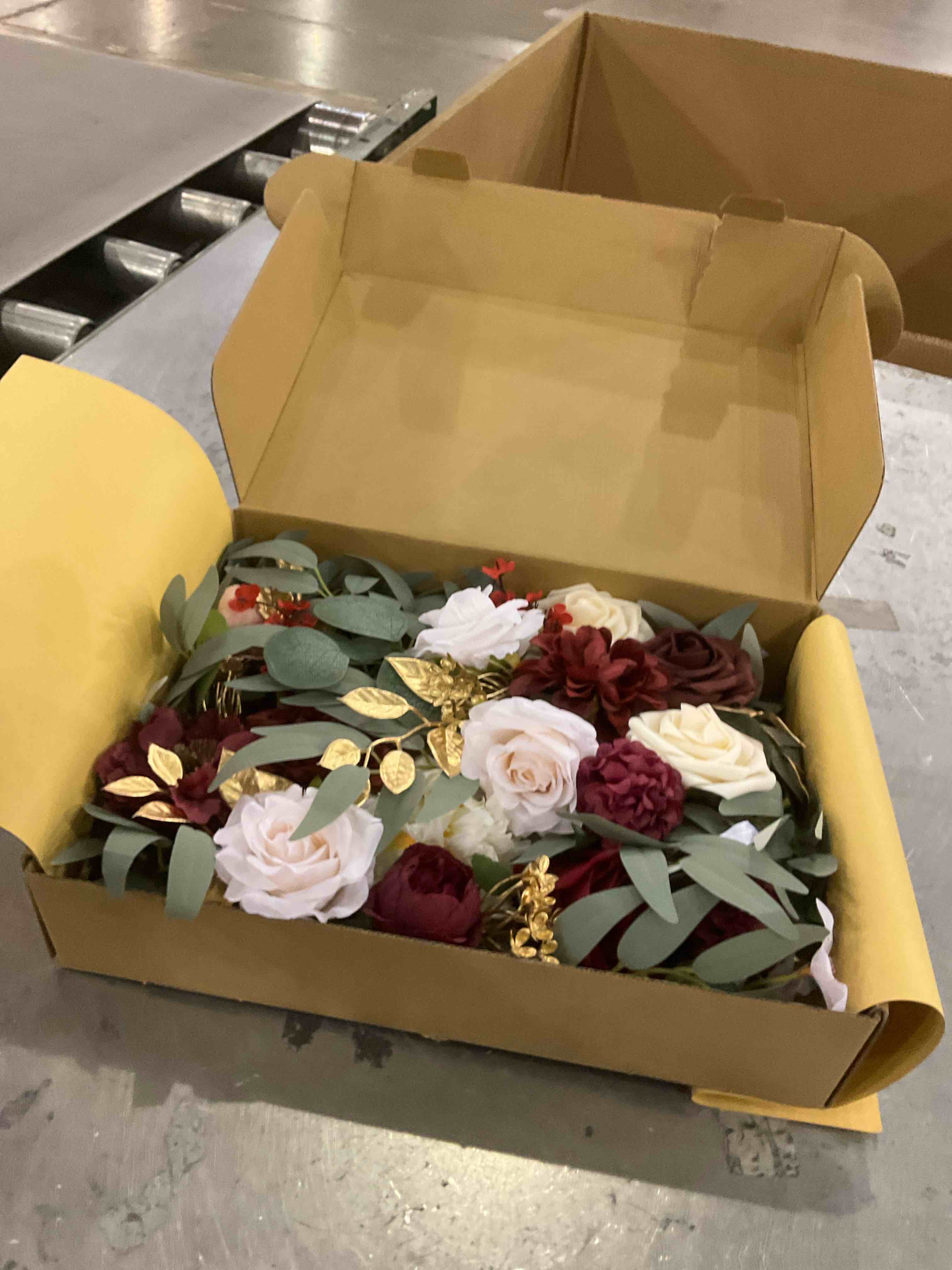 https://s3.amazonaws.com/lotting-images-prod/bidfta/TEA2481647_1744024040872.jpeg