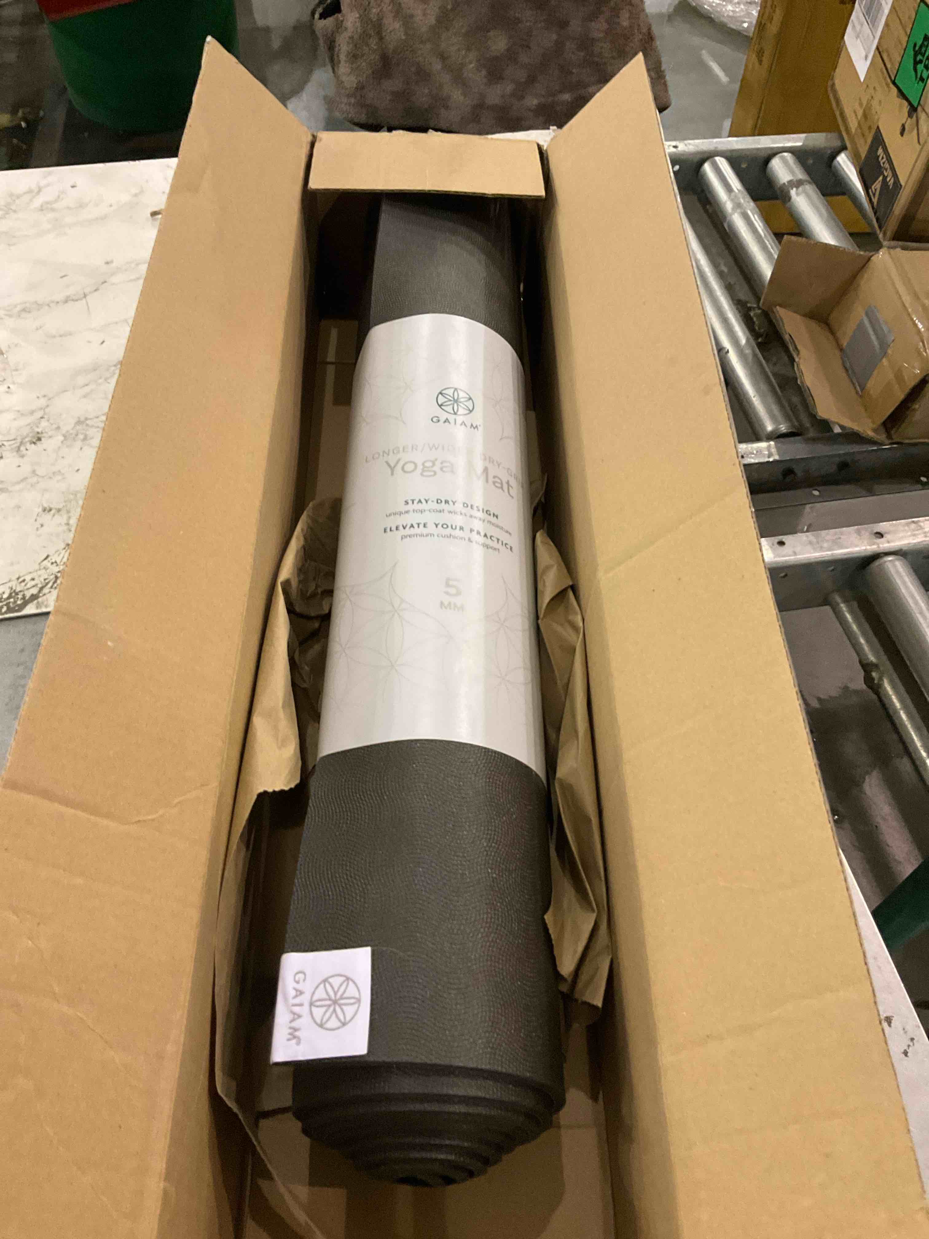 https://s3.amazonaws.com/lotting-images-prod/bidfta/TEA2482018_1744371359604.jpeg
