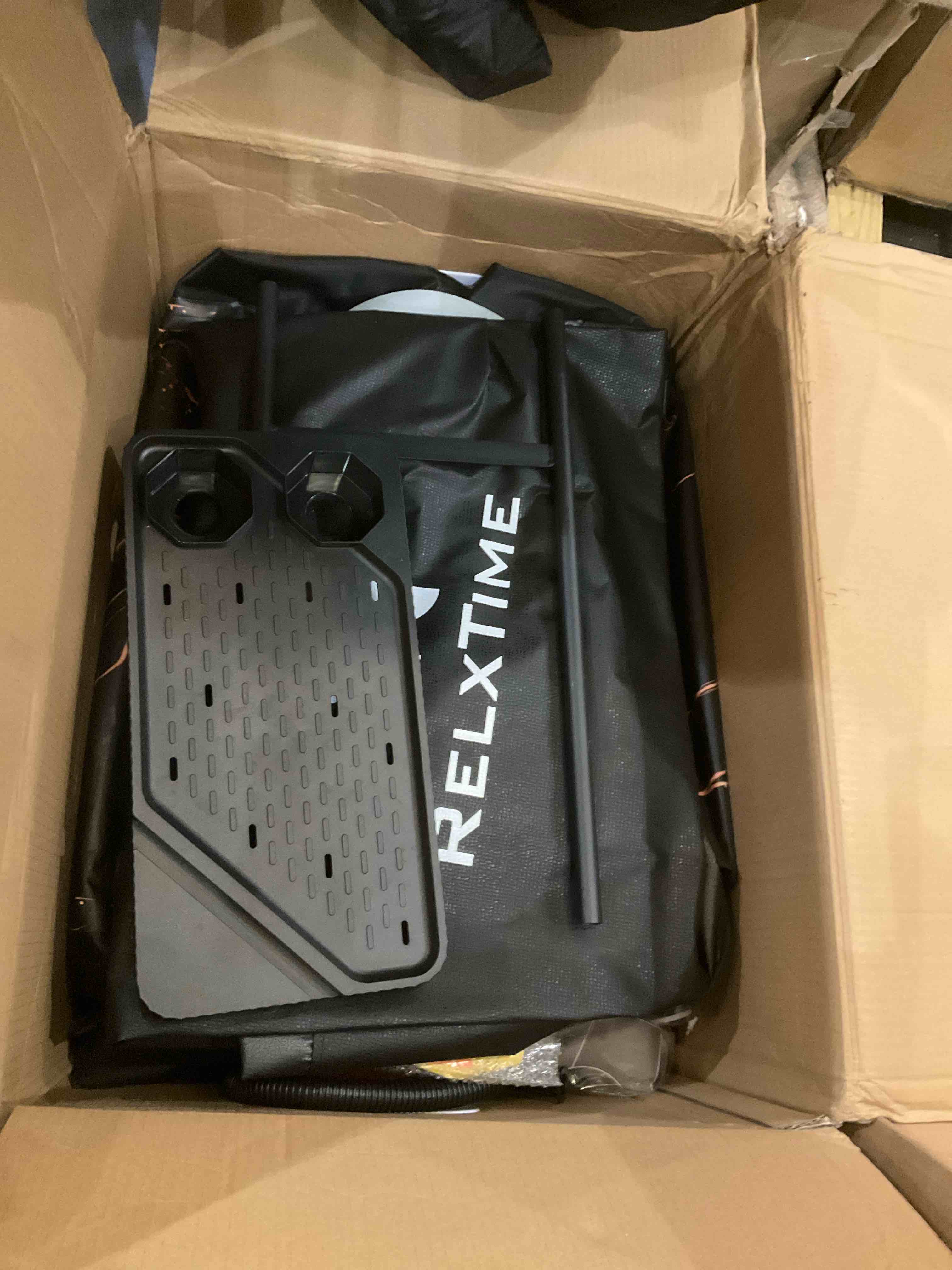 https://s3.amazonaws.com/lotting-images-prod/bidfta/TEA2483826_1744910807636.jpeg
