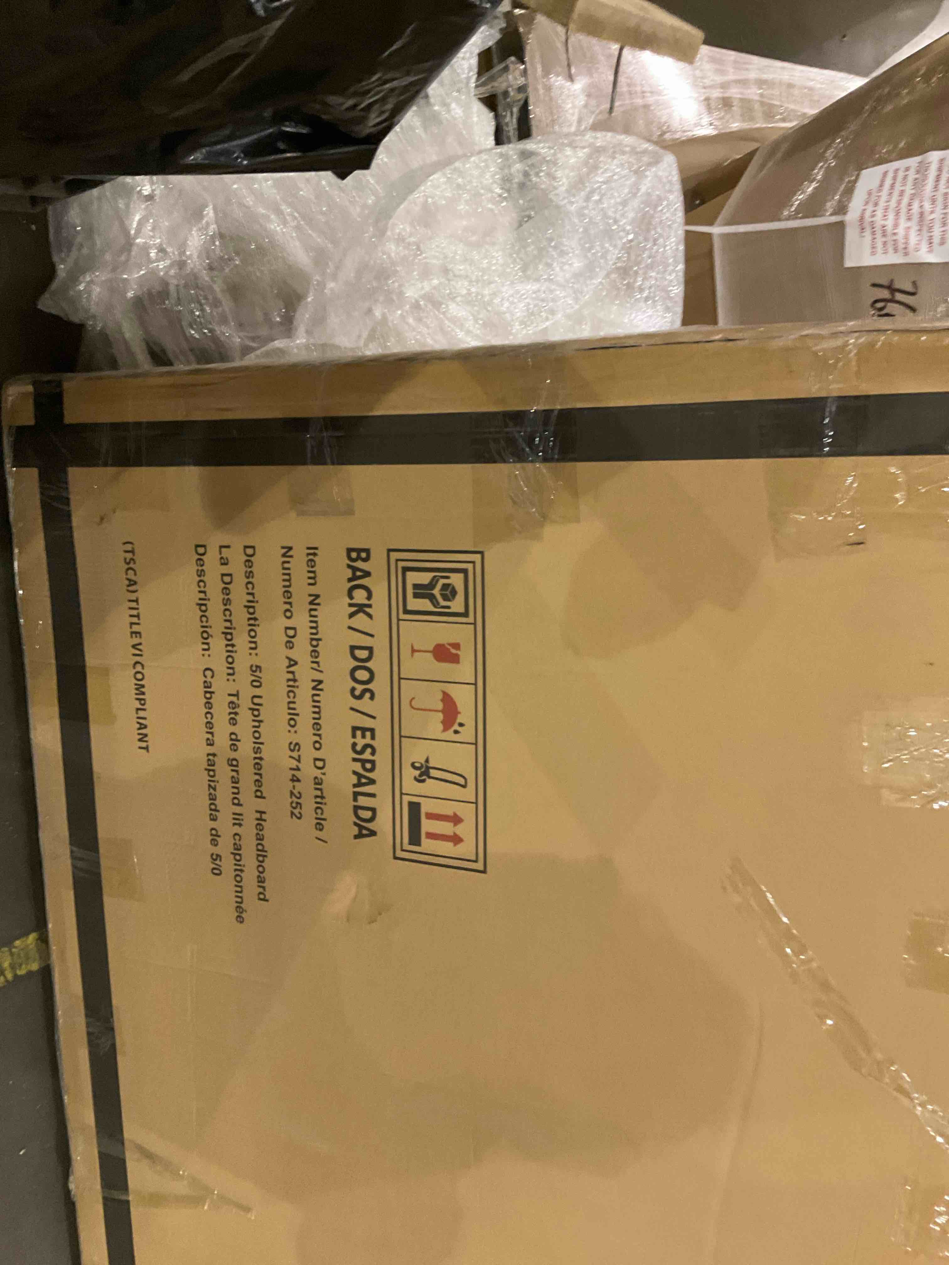 upholstered headboard 