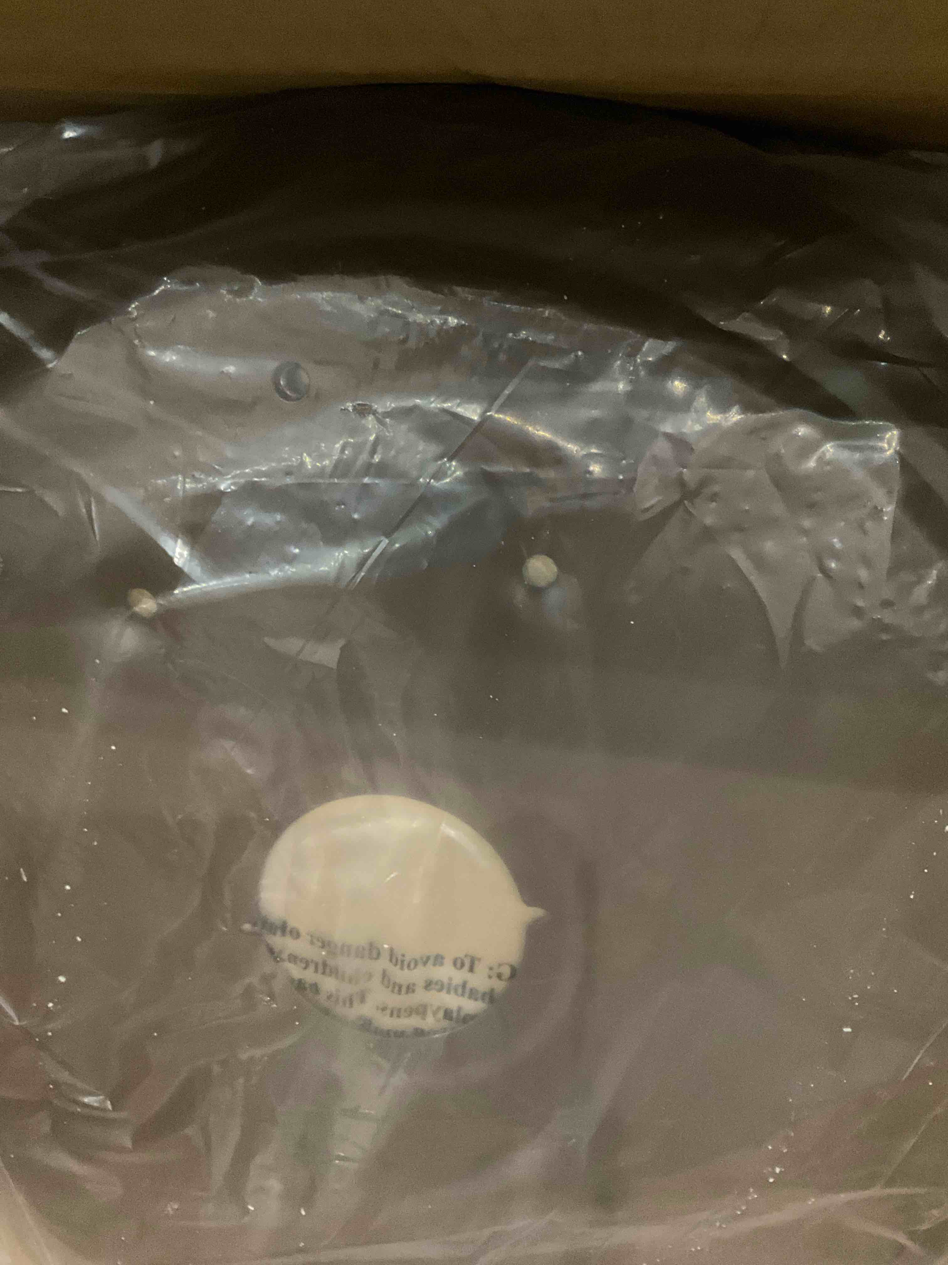 https://s3.amazonaws.com/lotting-images-prod/bidfta/TEA2486493_1743597449135.jpeg