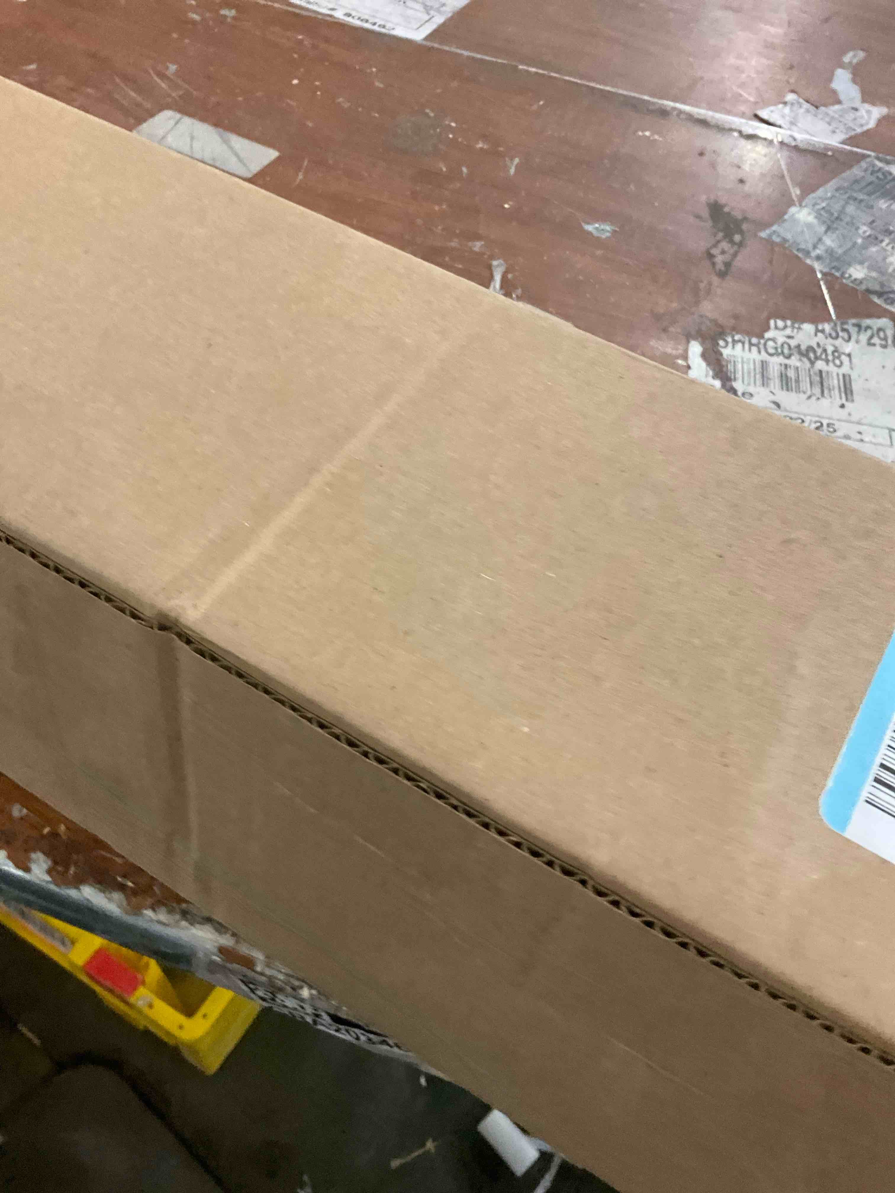 https://s3.amazonaws.com/lotting-images-prod/bidfta/TEA2486738_1743693770400.jpeg