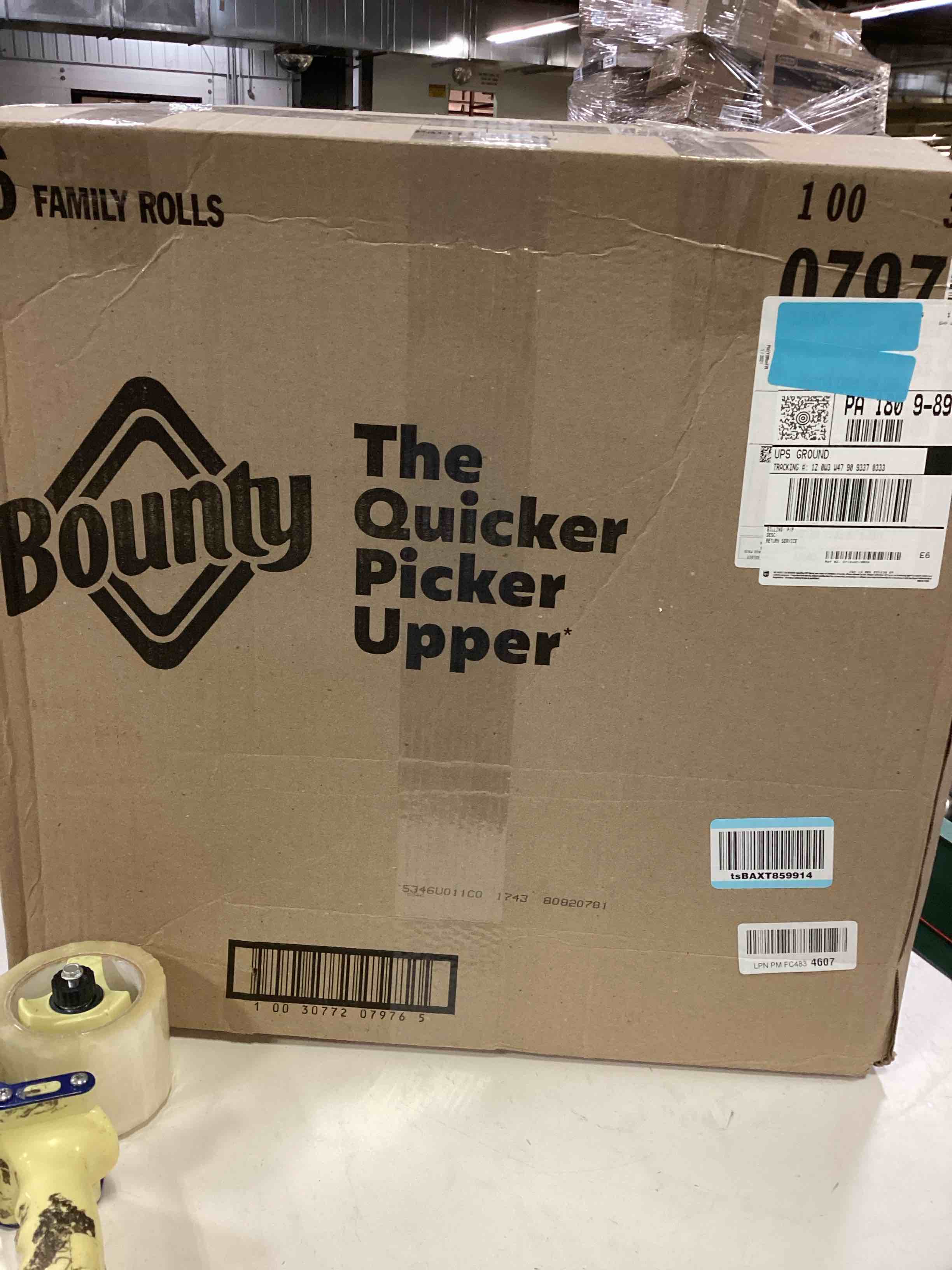 Condition photo showing New/Like New for Bounty Paper Towels Quick Size, White, 16 Family Rolls = 40 Regular Rolls 107 Count (Pack of 1) White