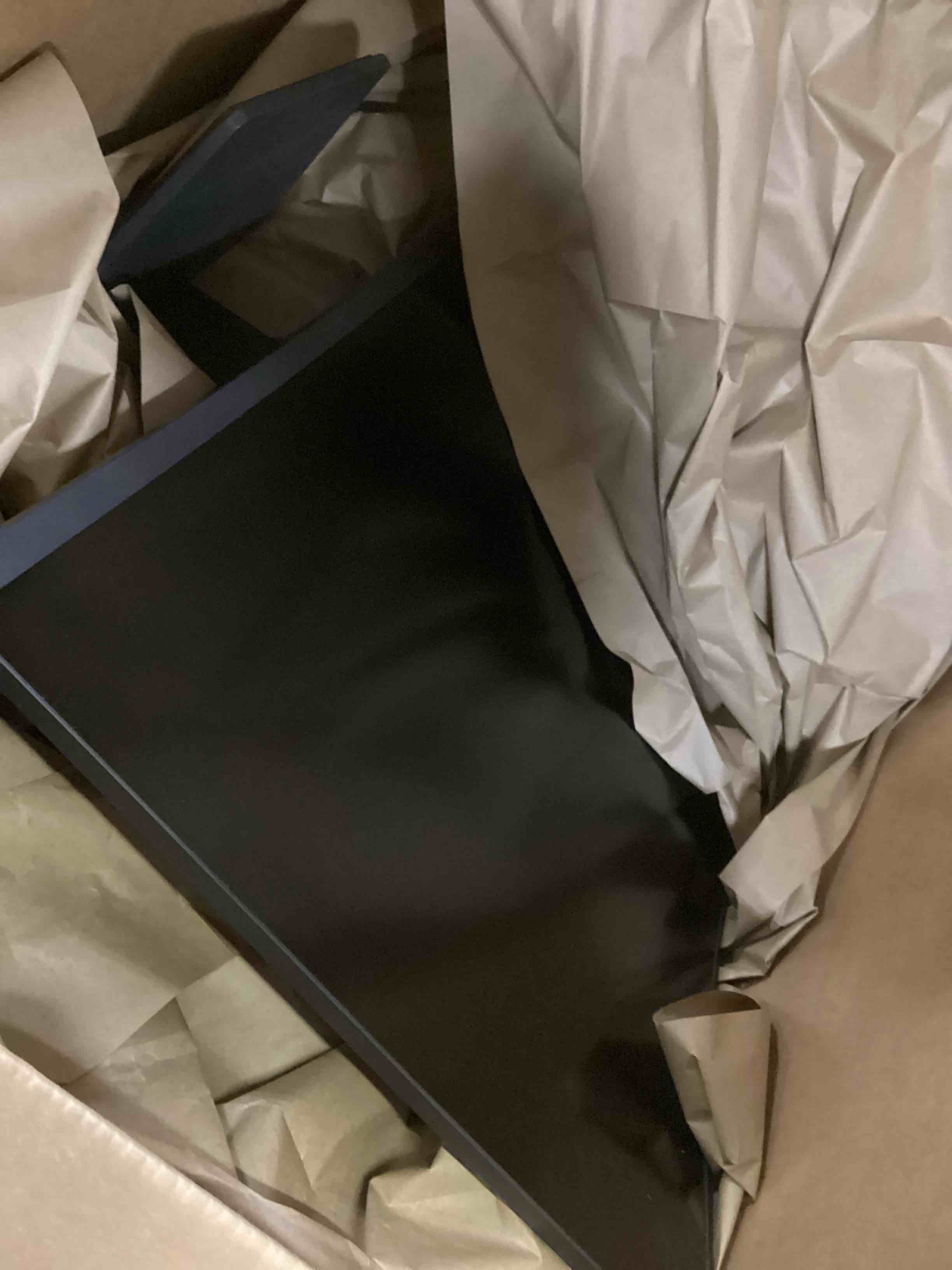 Condition photo showing As Is for LG 32GS60QC-B Ultragear 32-inch Curved Gaming Monitor QHD (2560x1440) 180Hz 1ms 1000R AMD FreeSync HDR10 HDMIx2 DisplayPort Borderless Design Black Stabilizer DAS Crosshair FPS Counter - Black 32 inch 180Hz