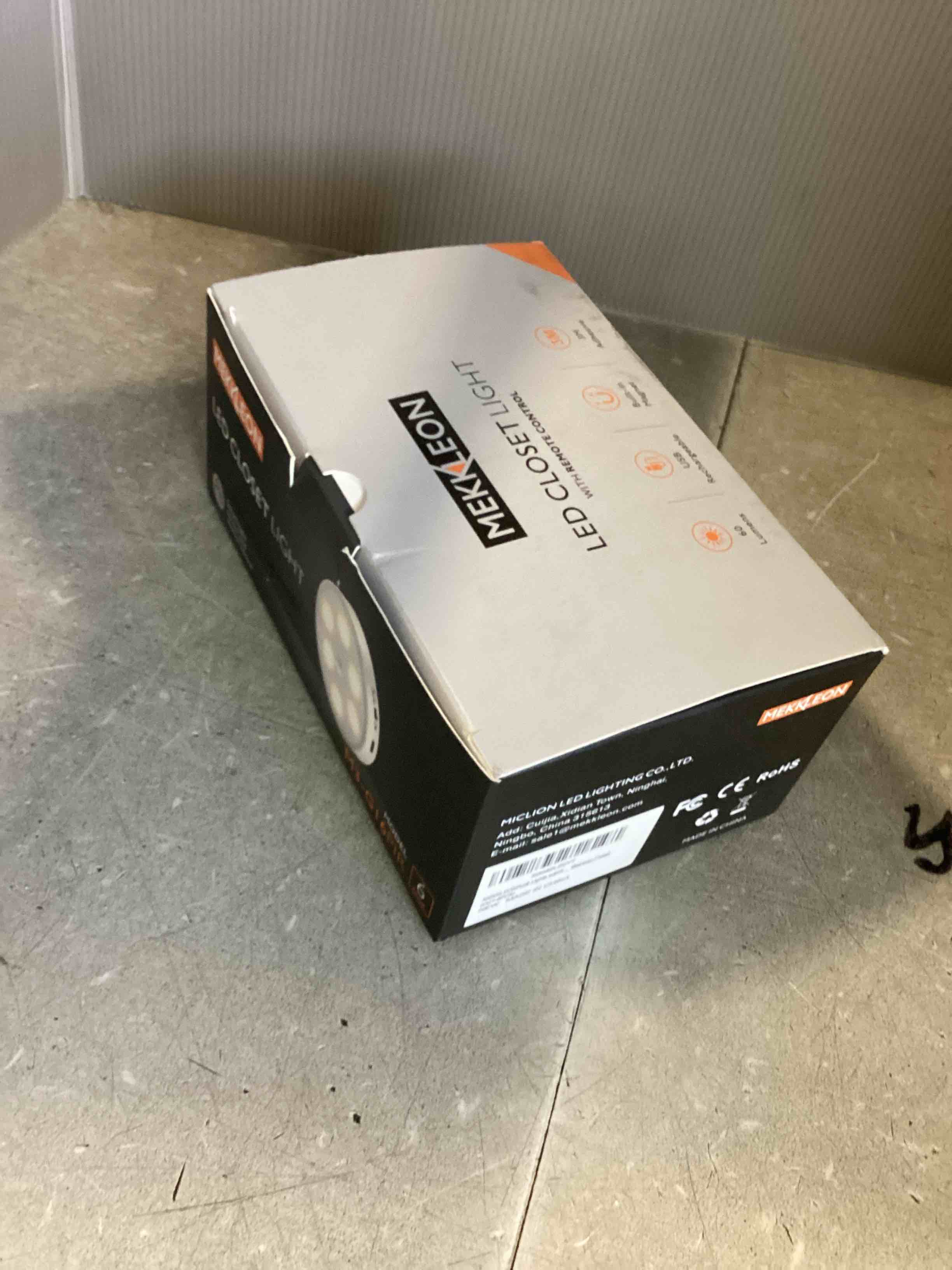 https://s3.amazonaws.com/lotting-images-prod/bidfta/TEA2560643_1753273558026.jpeg
