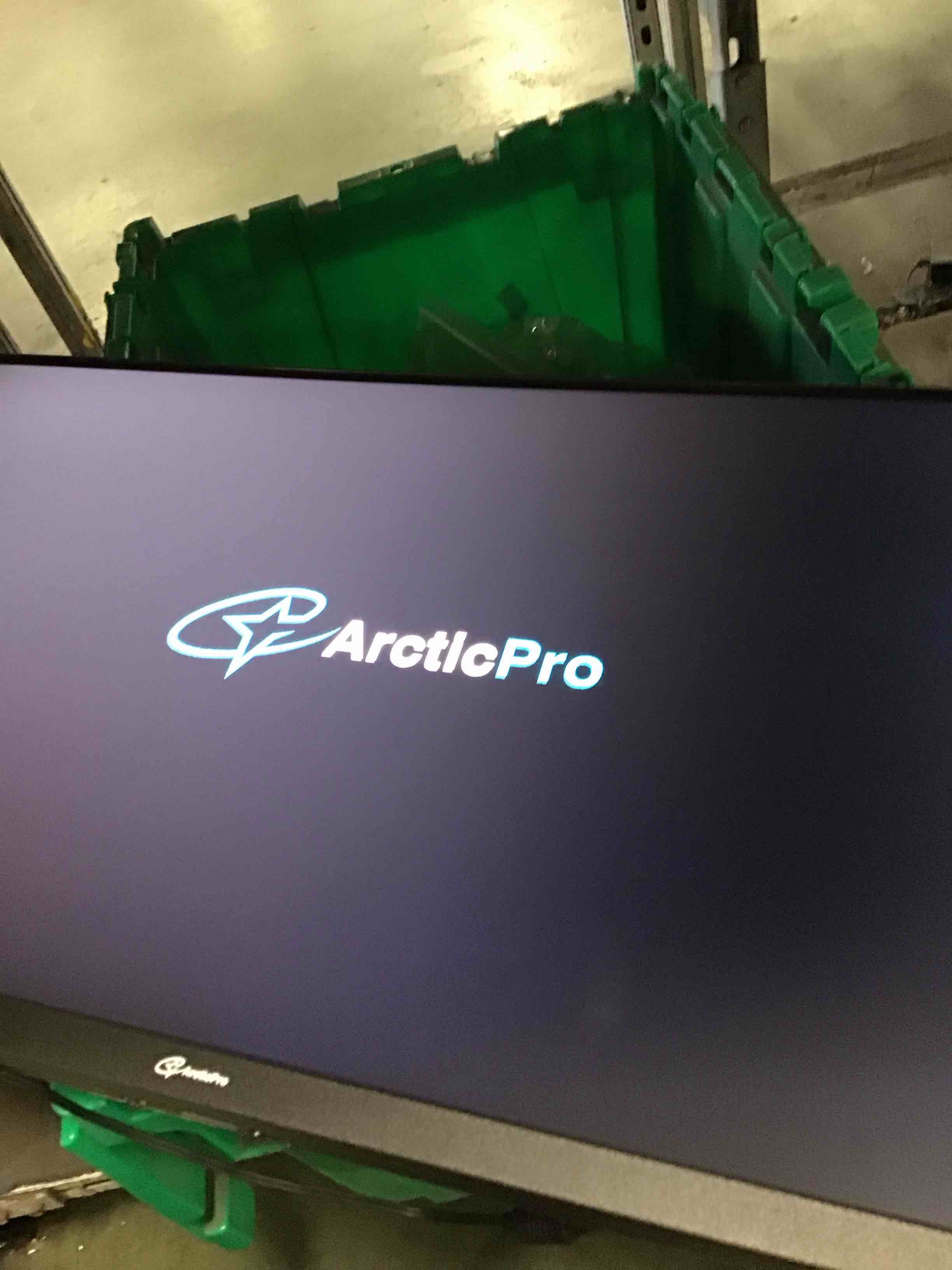 https://s3.amazonaws.com/lotting-images-prod/bidfta/TEA2572071_1753189747214.jpeg