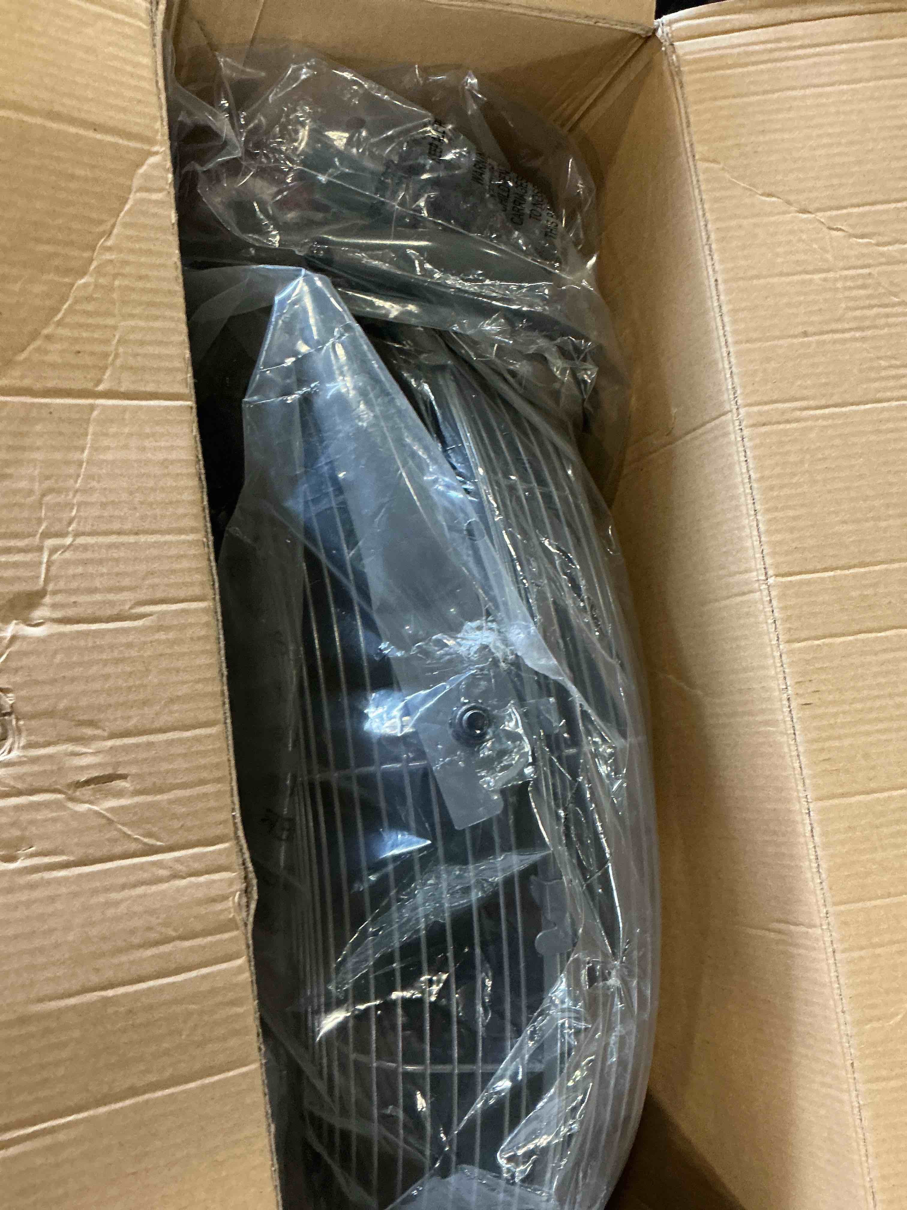 https://s3.amazonaws.com/lotting-images-prod/bidfta/TEA2578900_1756233321025.jpeg