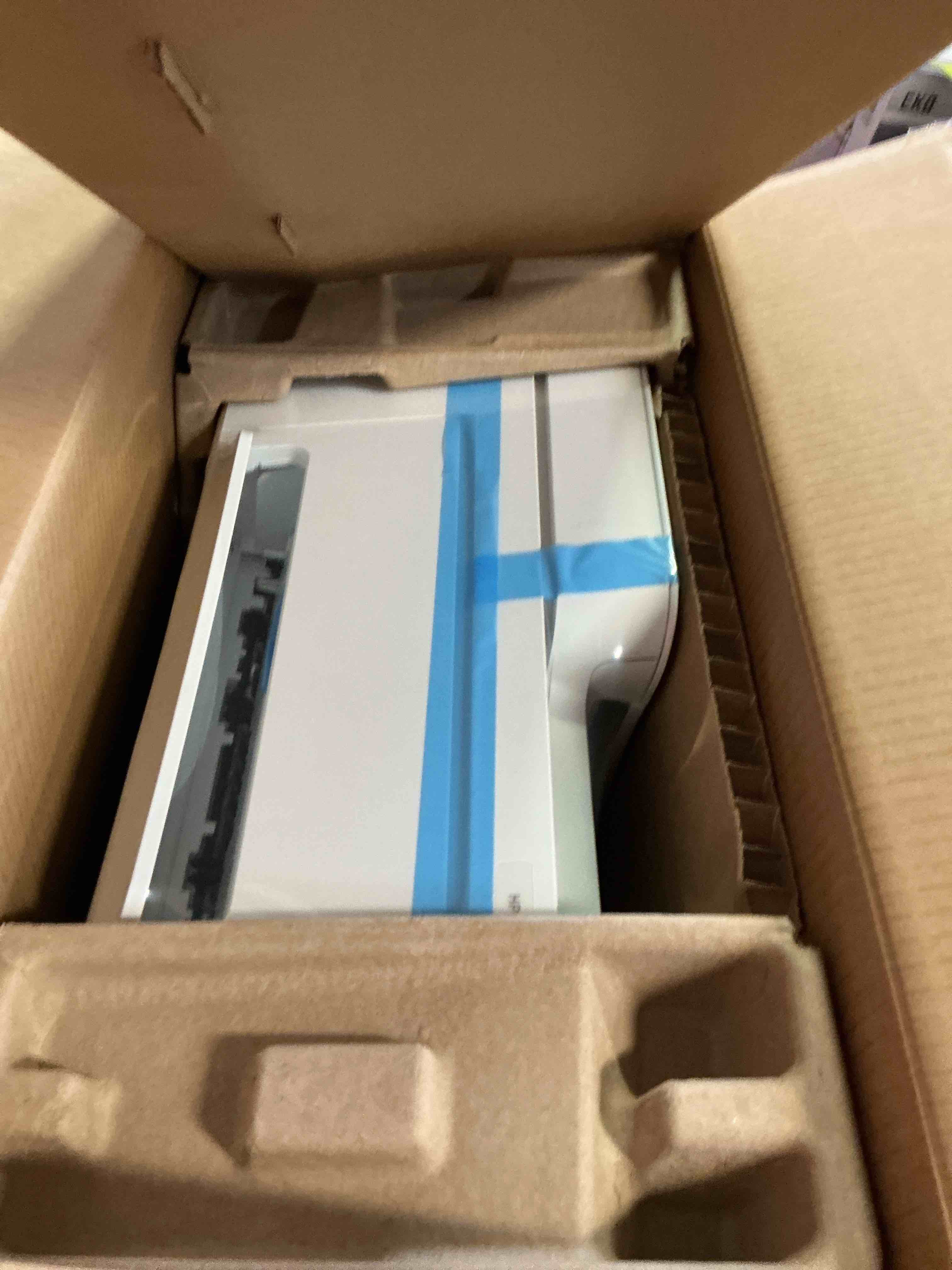 https://s3.amazonaws.com/lotting-images-prod/bidfta/TEA2580481_1758654093028.jpeg