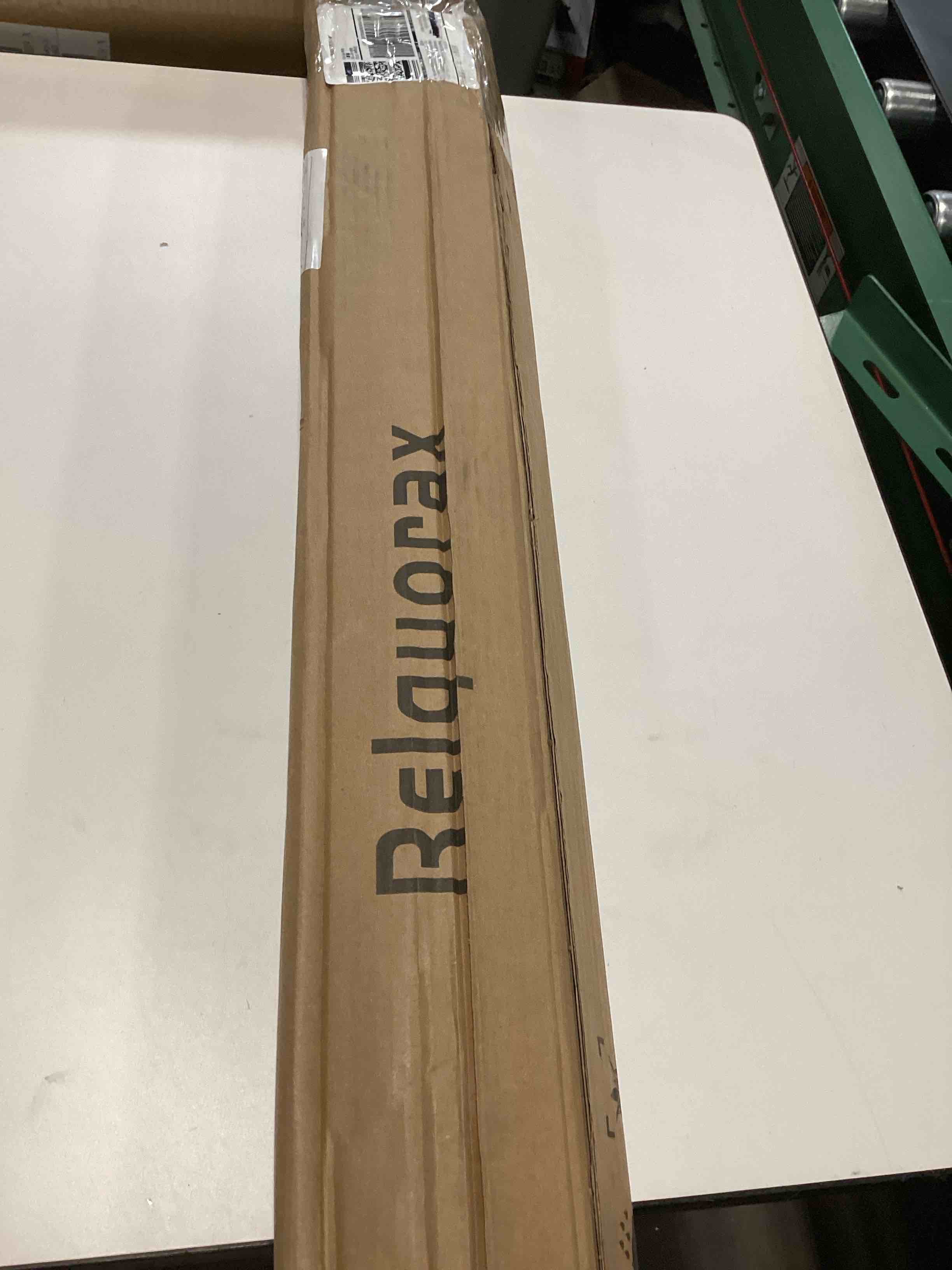 https://s3.amazonaws.com/lotting-images-prod/bidfta/TEA2589724_1759759148328.jpeg