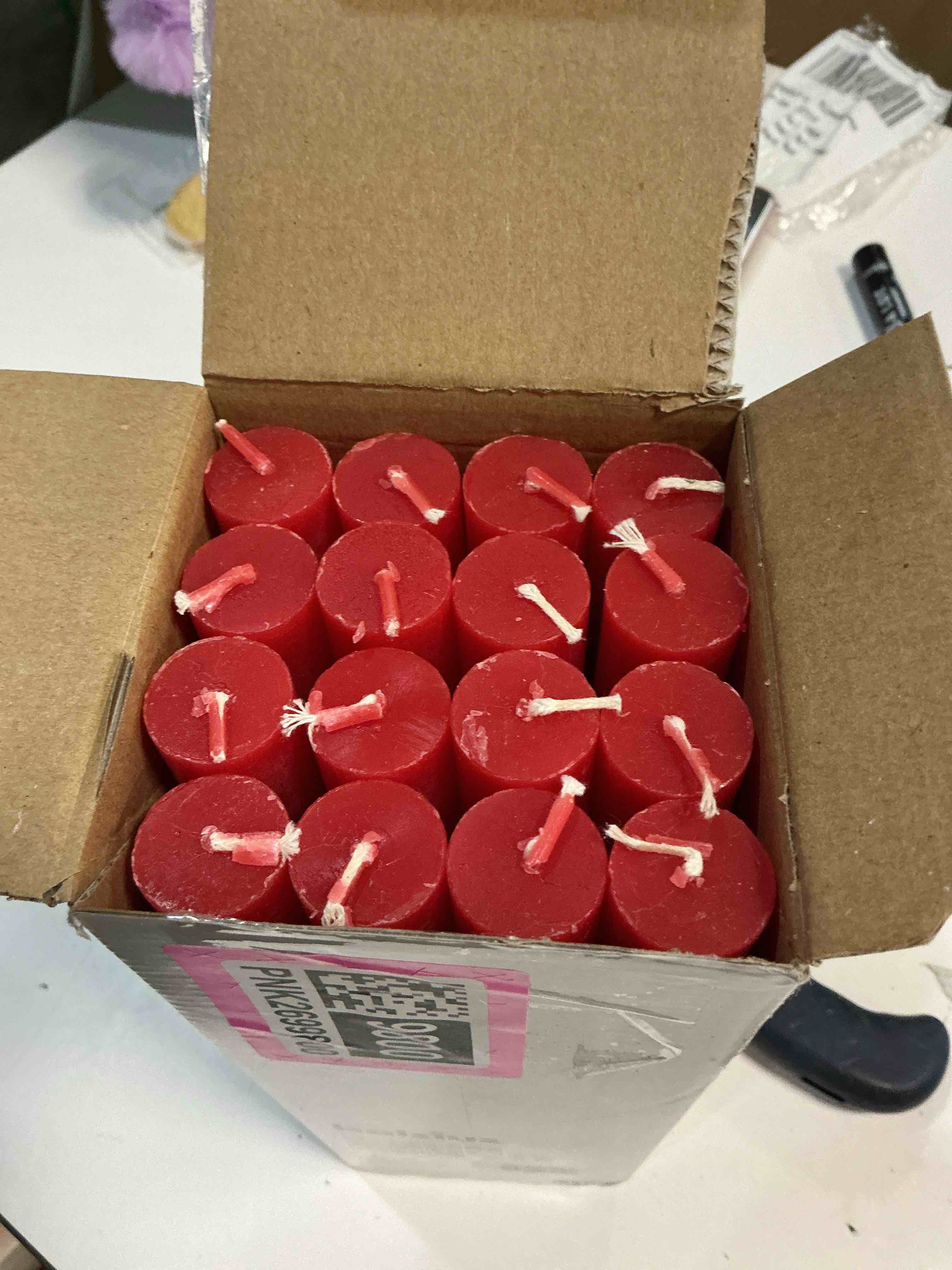 Condition photo showing Good Condition for BOLSIUS Unscented 10 Inch Dinner Candles, 16 Pack - 8 Hour European Quality Smokeless Dripless Taper Candles for Home Décor