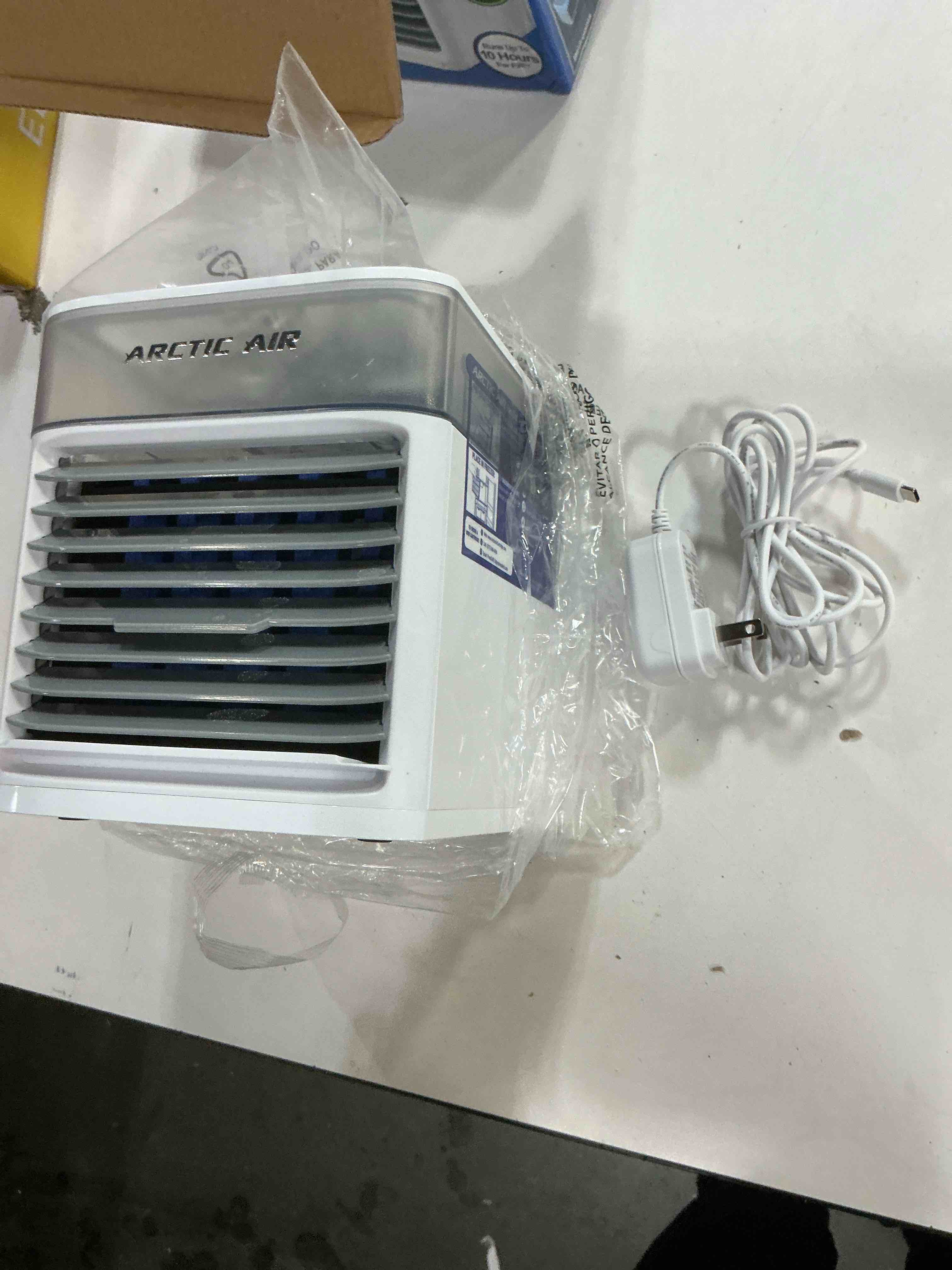 Condition photo showing Good Condition for Arctic Air Pure Chill 2.0 Evaporative Air Cooler by Ontel - Powerful, Quiet, Lightweight and Portable Space Cooler with Hydro-Chill Technology For Bedroom, Office, Living Room & More,Blue No Size