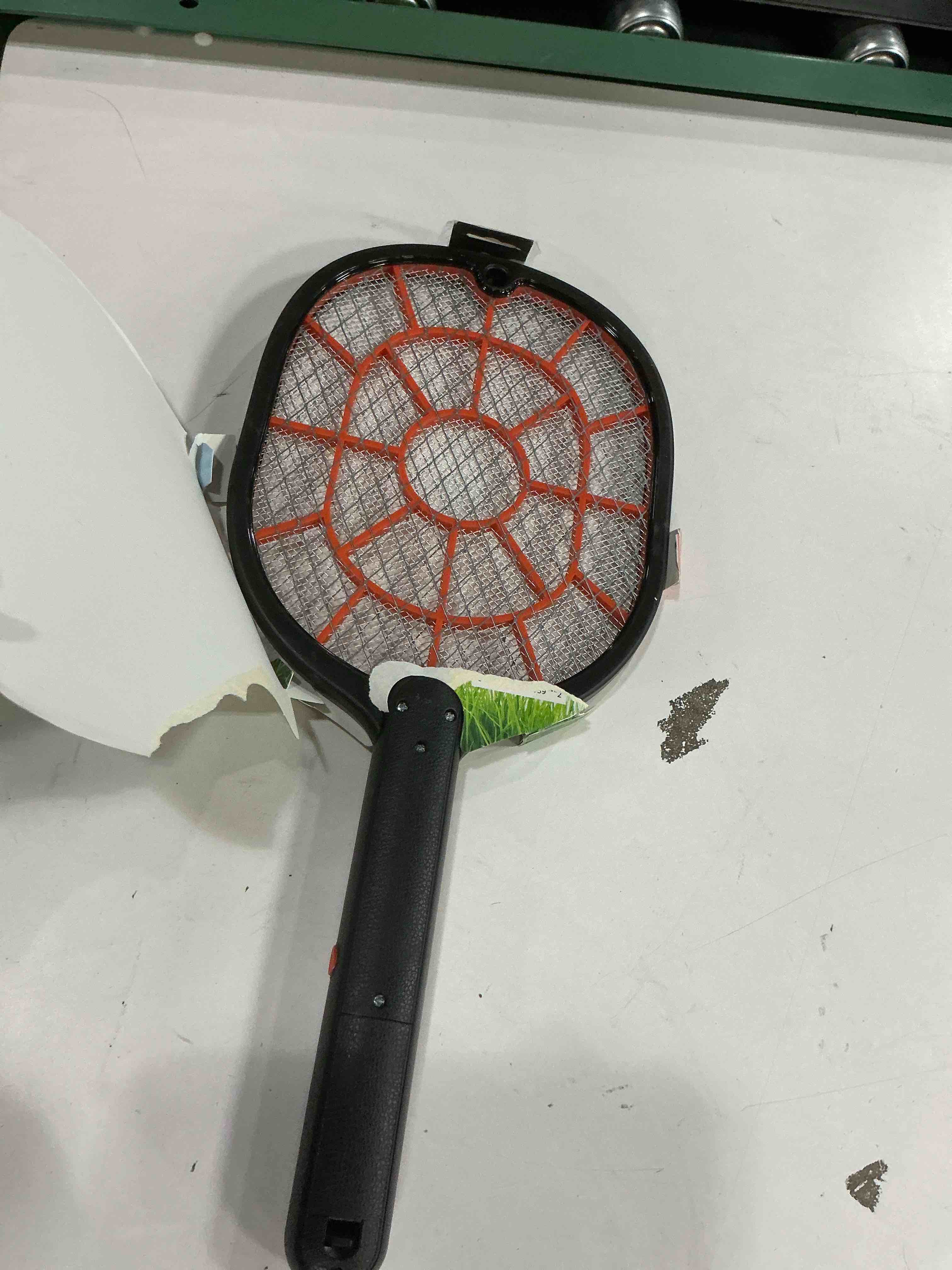 Condition photo showing Good Condition for Black + Decker Electric Fly Swatter & Fly Zapper- Bug Zapper Racket Indoor & Outdoor- Handheld  Heavy- Duty Mosquito Swatter  Battery- Powered  Non- Toxic Safe for Humans & Pets Fly Swatters