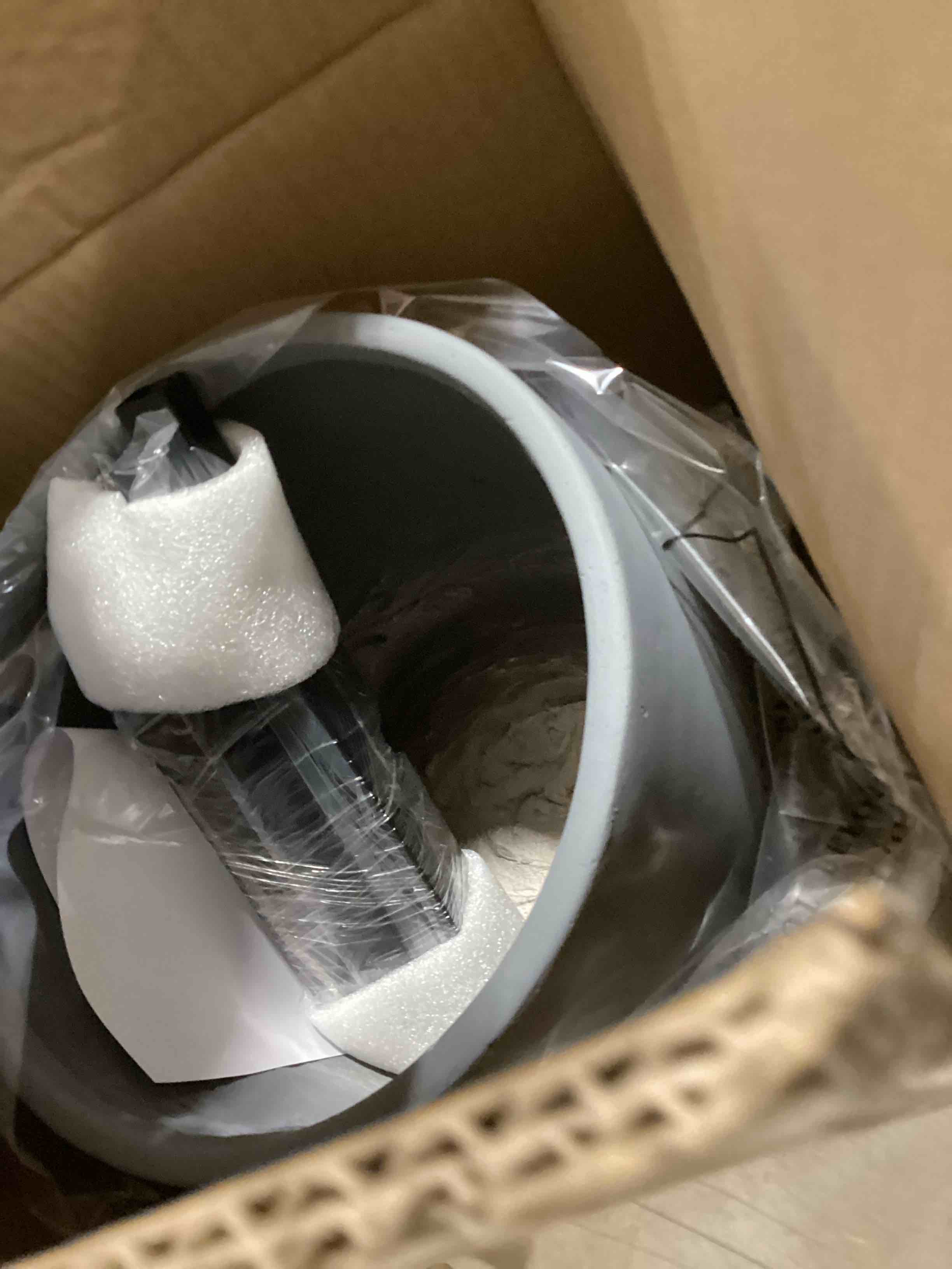 https://s3.amazonaws.com/lotting-images-prod/bidfta/TEA2802314_1750263593793.jpeg