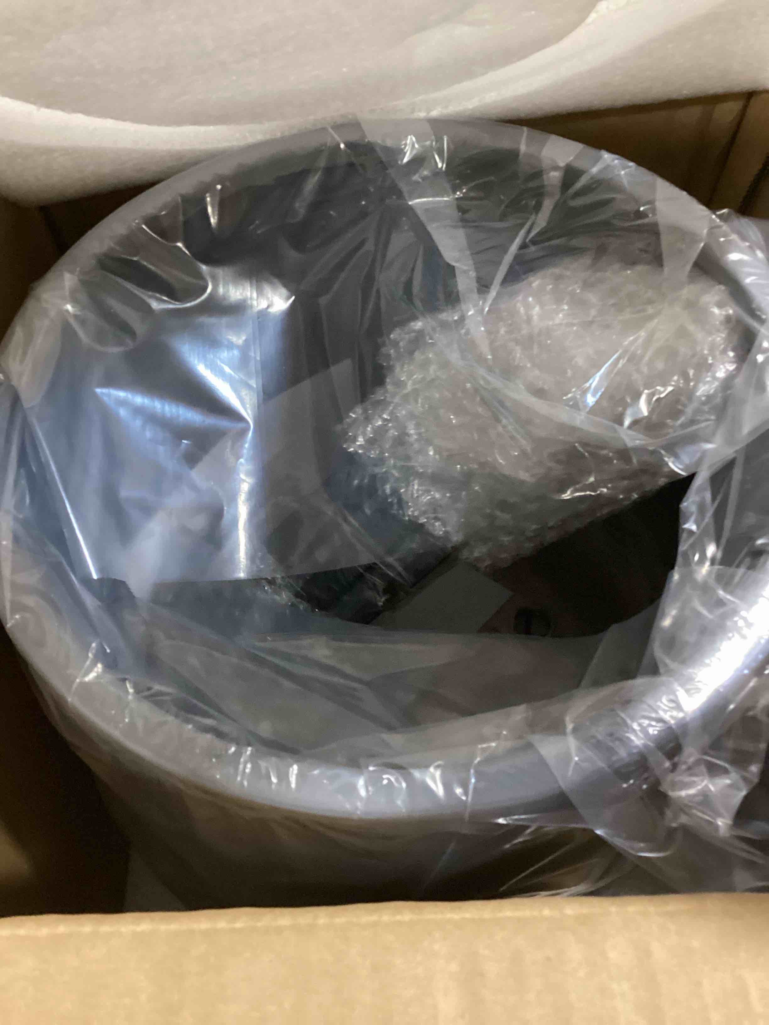 https://s3.amazonaws.com/lotting-images-prod/bidfta/TEA2802334_1750264810388.jpeg