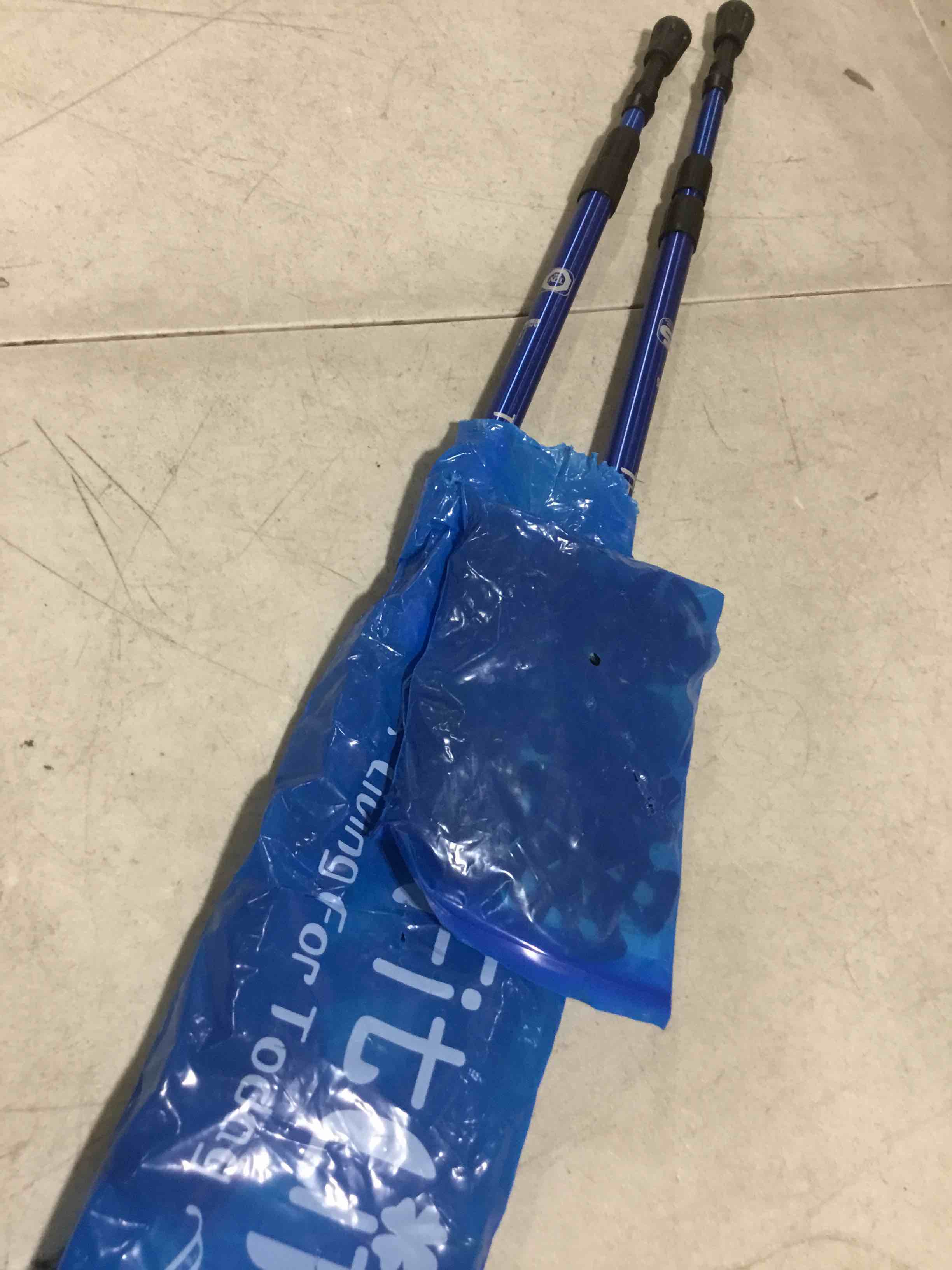 https://s3.amazonaws.com/lotting-images-prod/bidfta/TEA2802429_1750341565936.jpeg