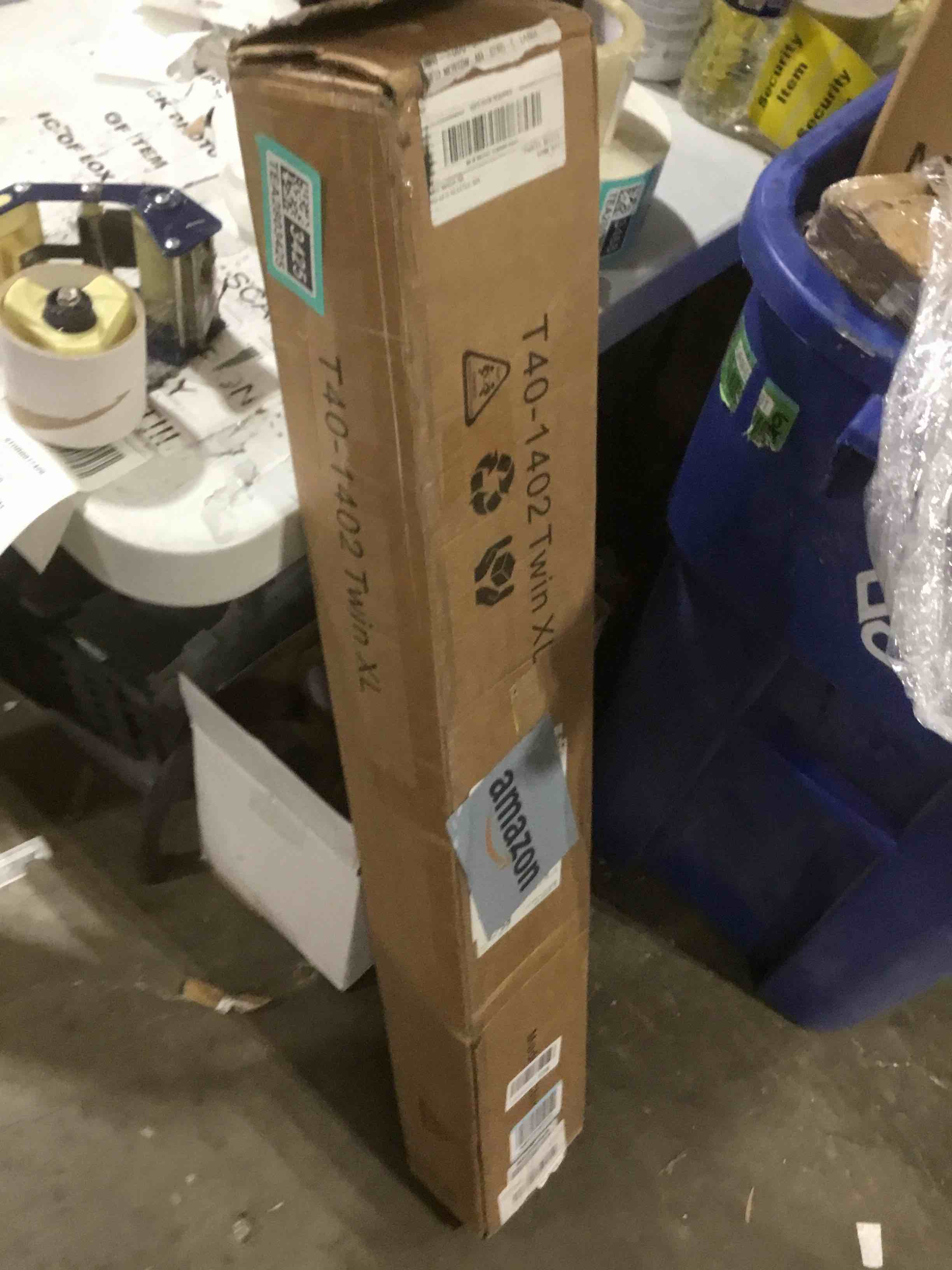 https://s3.amazonaws.com/lotting-images-prod/bidfta/TEA2803425_1748003523419.jpeg