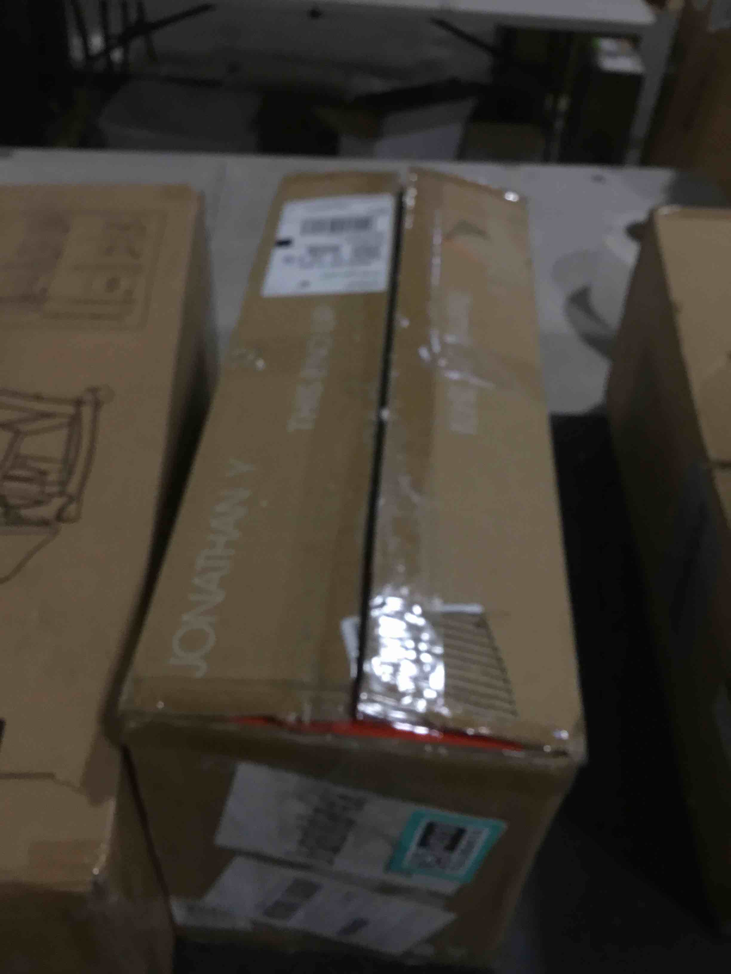 https://s3.amazonaws.com/lotting-images-prod/bidfta/TEA2804518_1748863201954.jpeg