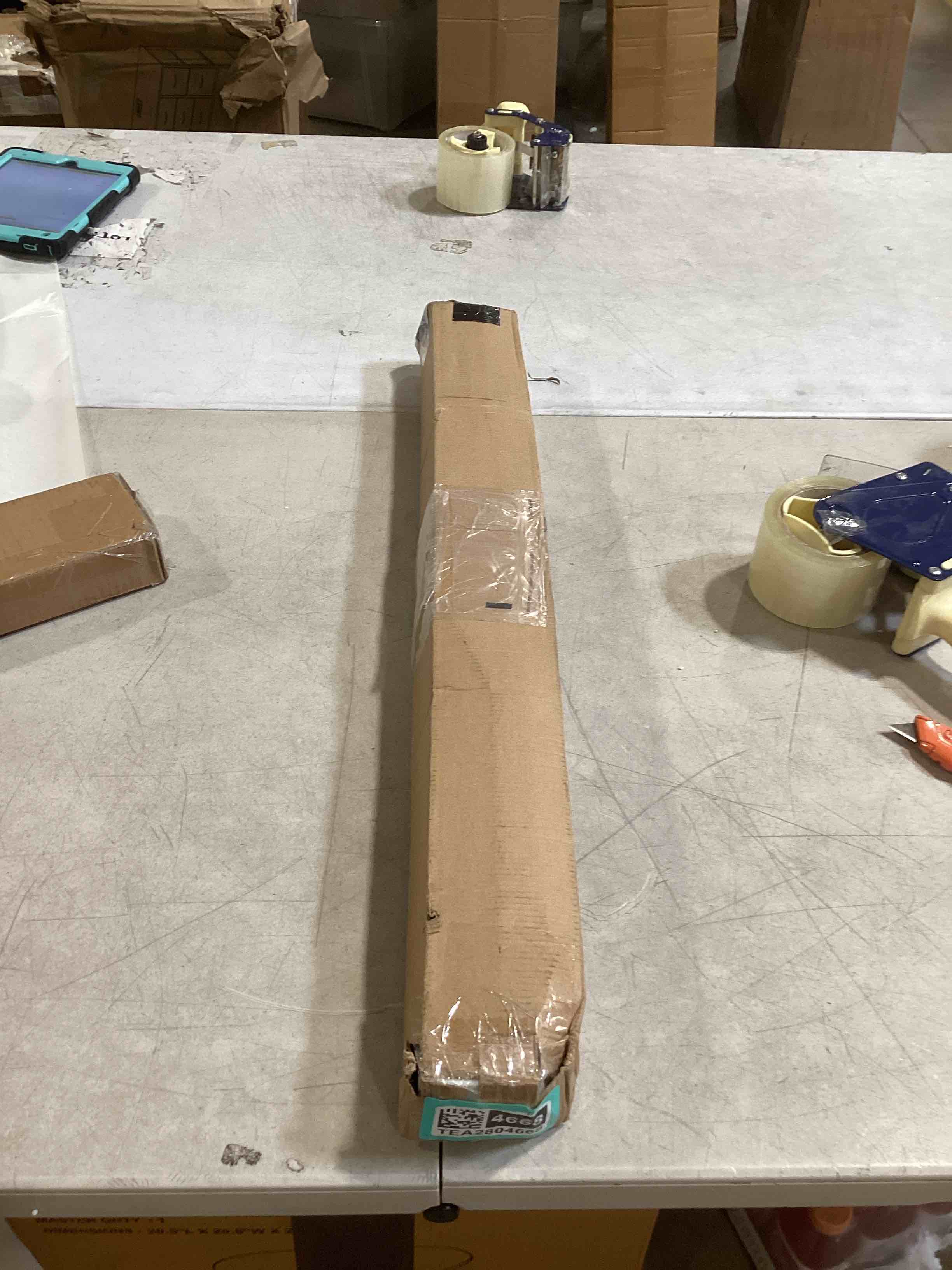 https://s3.amazonaws.com/lotting-images-prod/bidfta/TEA2804668_1748879159167.jpeg