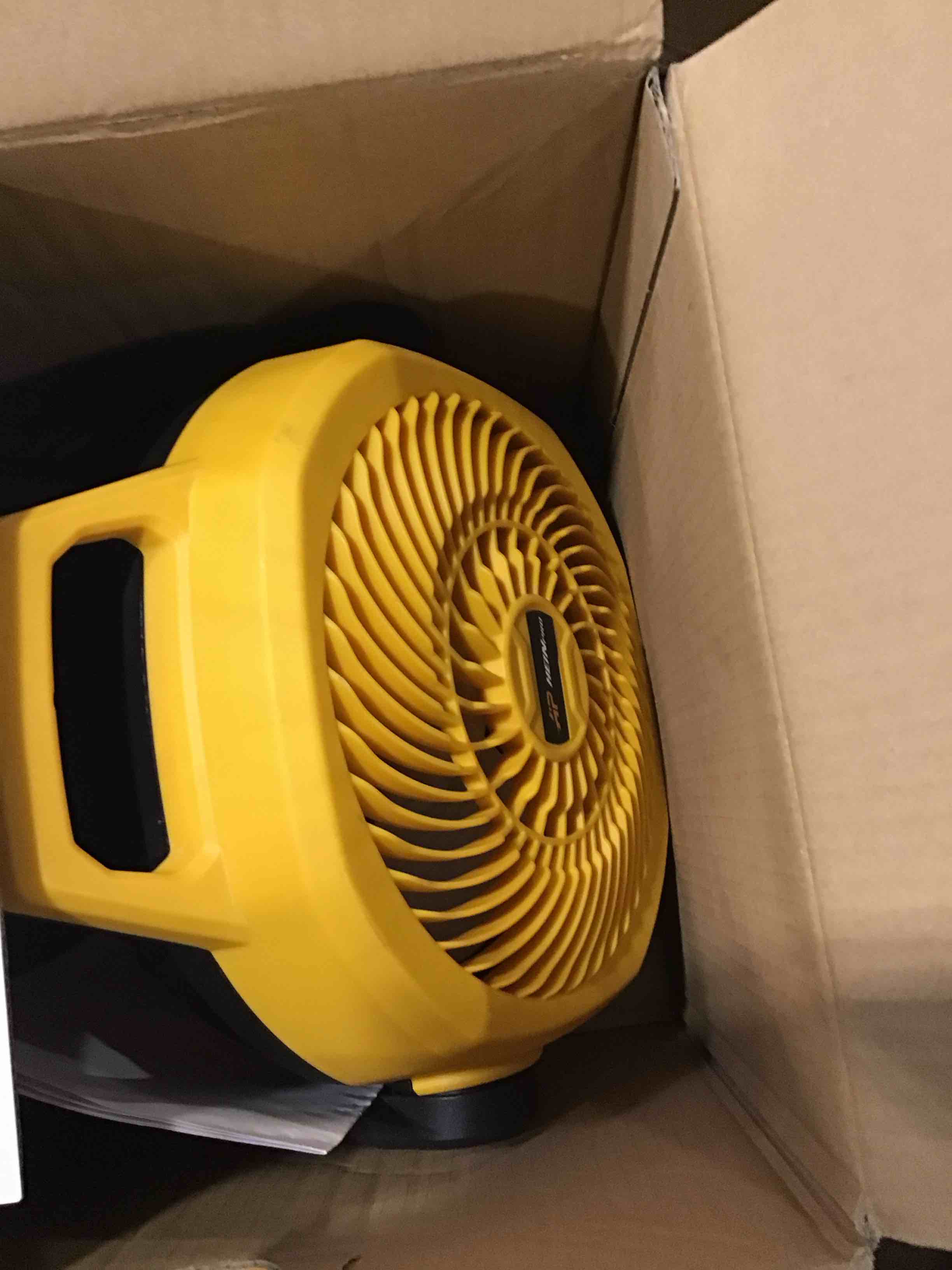 https://s3.amazonaws.com/lotting-images-prod/bidfta/TEA2805970_1749558097113.jpeg