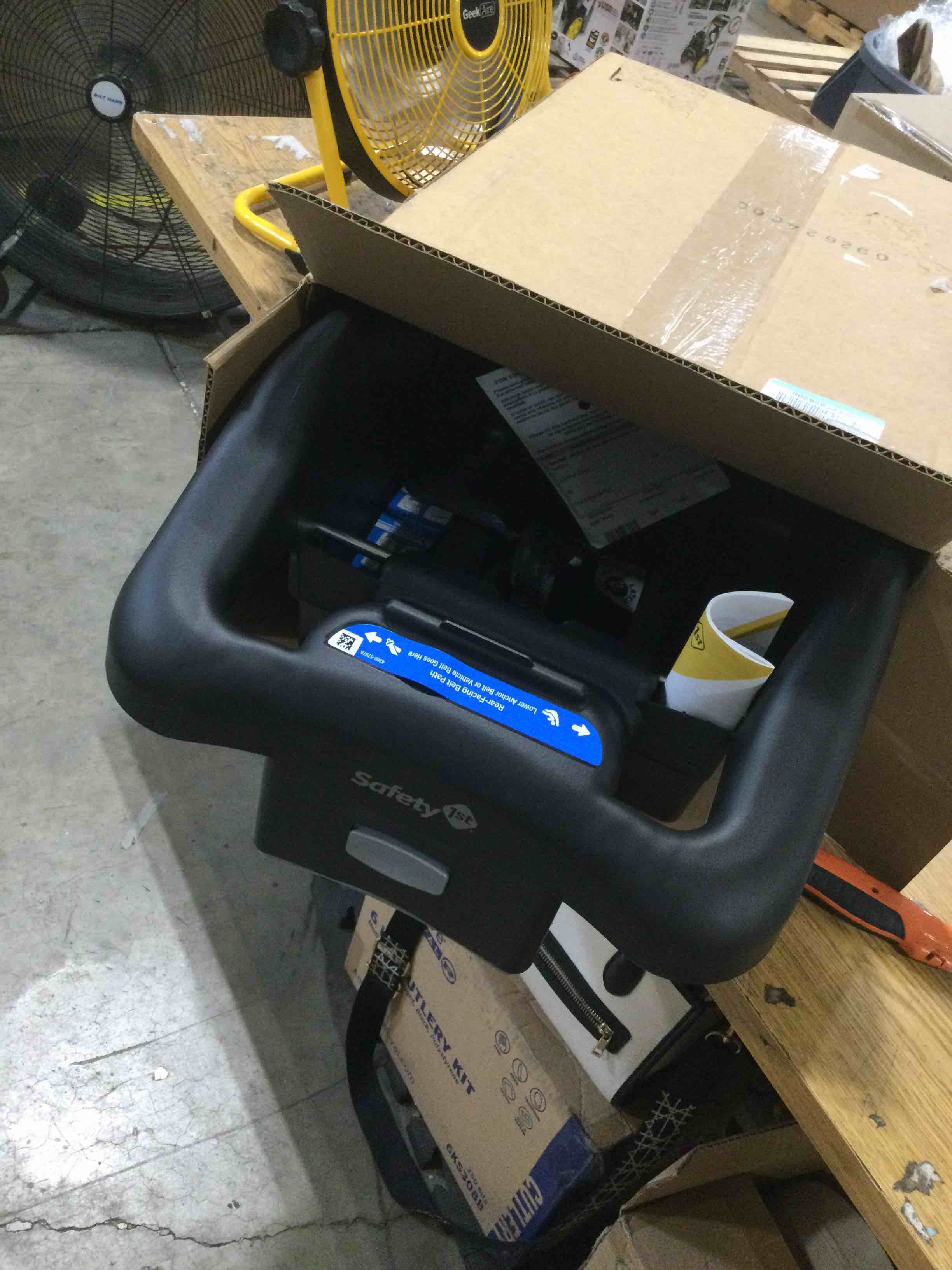 https://s3.amazonaws.com/lotting-images-prod/bidfta/TEA2806922_1750686273681.jpeg