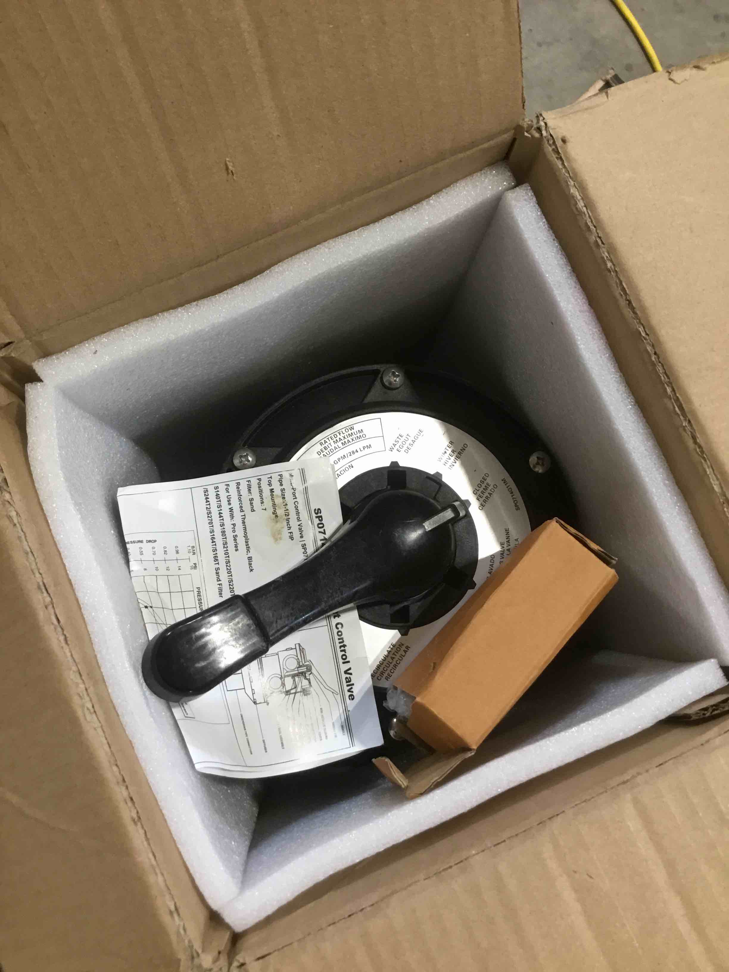 https://s3.amazonaws.com/lotting-images-prod/bidfta/TEA2806952_1750697015464.jpeg