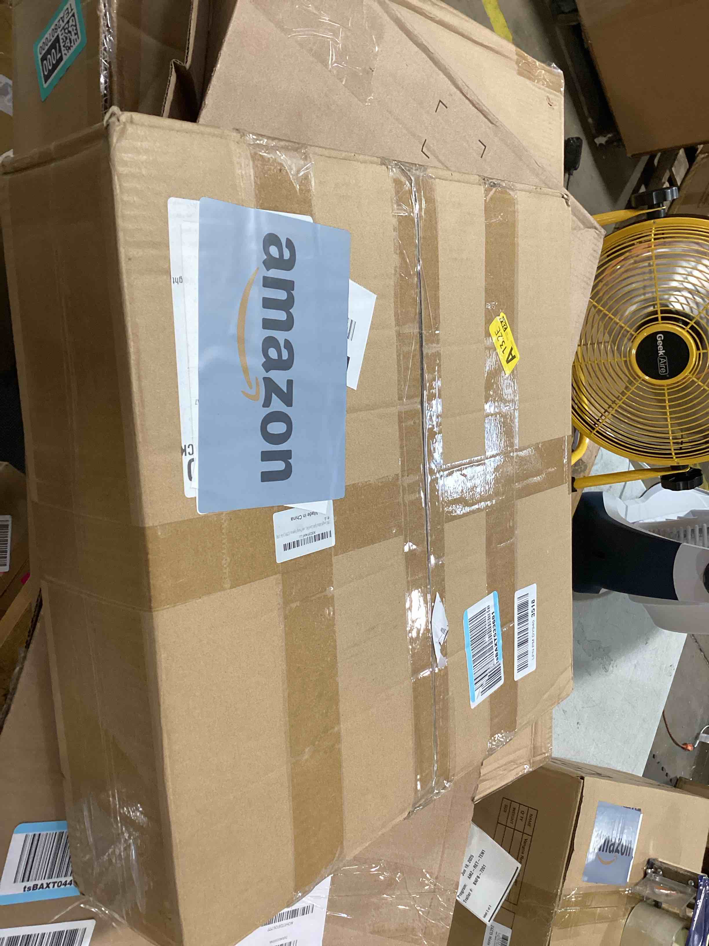 https://s3.amazonaws.com/lotting-images-prod/bidfta/TEA2806998_1750768370354.jpeg
