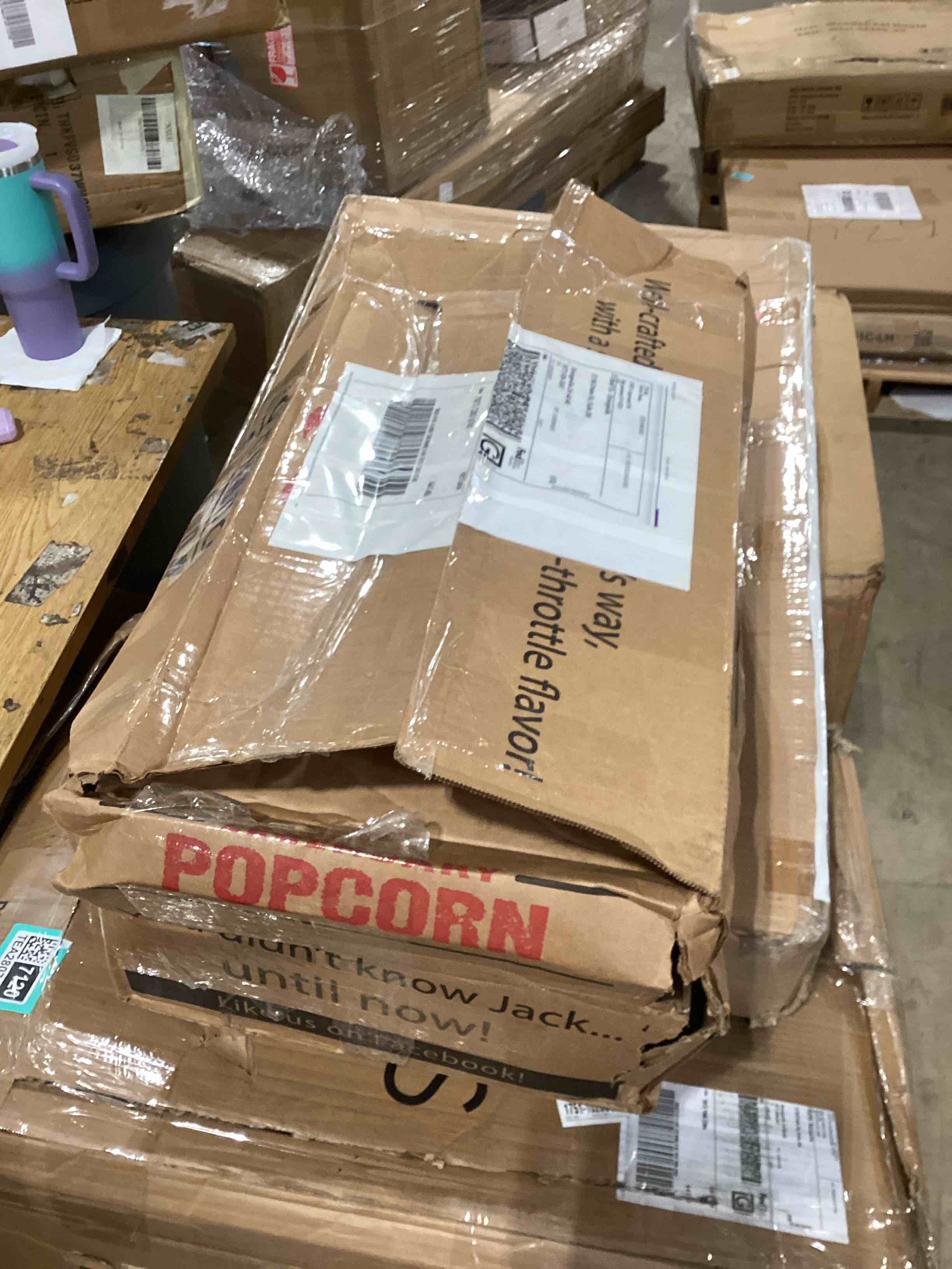 https://s3.amazonaws.com/lotting-images-prod/bidfta/TEA2807122_1750856073279.jpeg