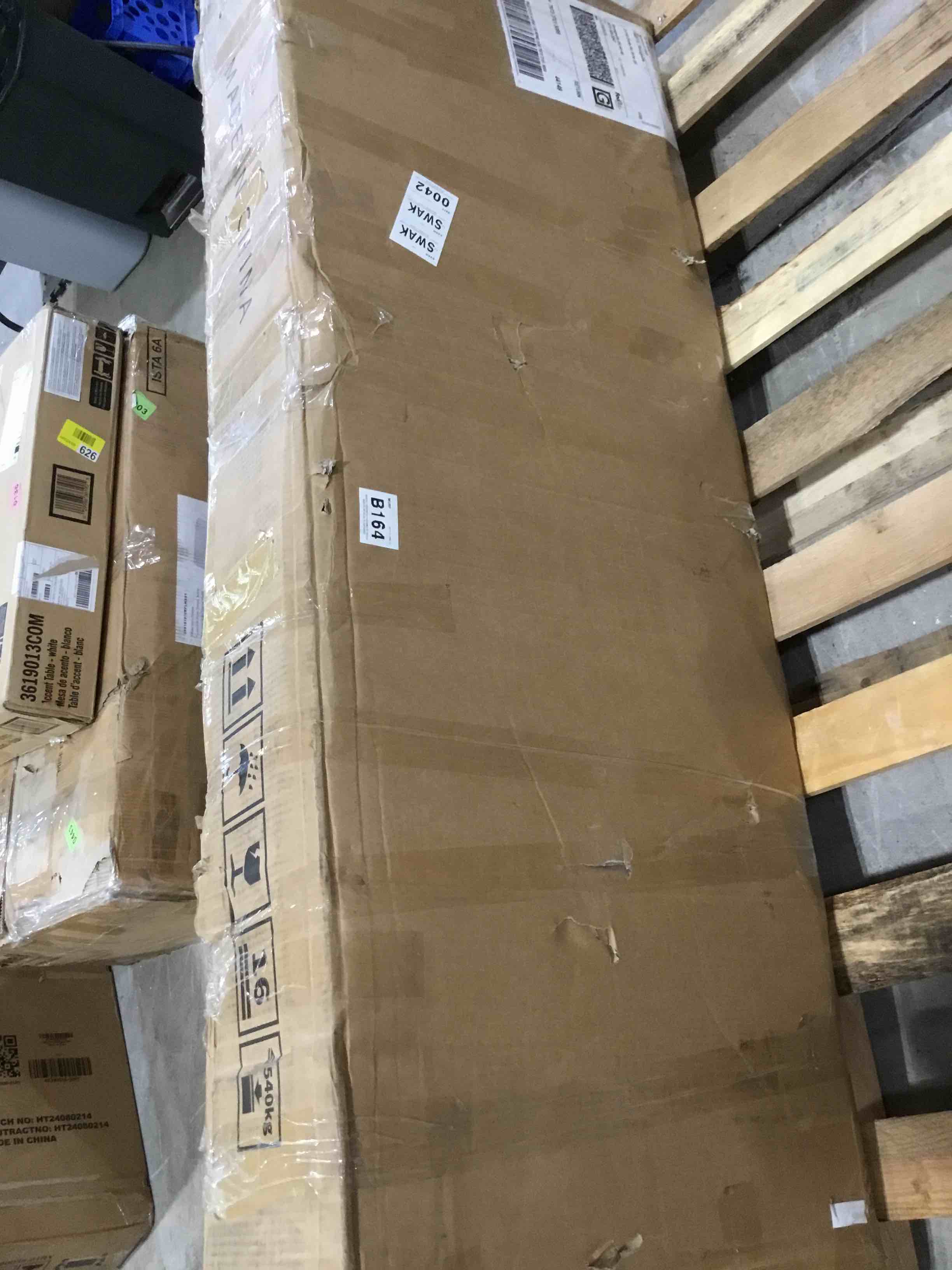 https://s3.amazonaws.com/lotting-images-prod/bidfta/TEA2807145_1750954367115.jpeg