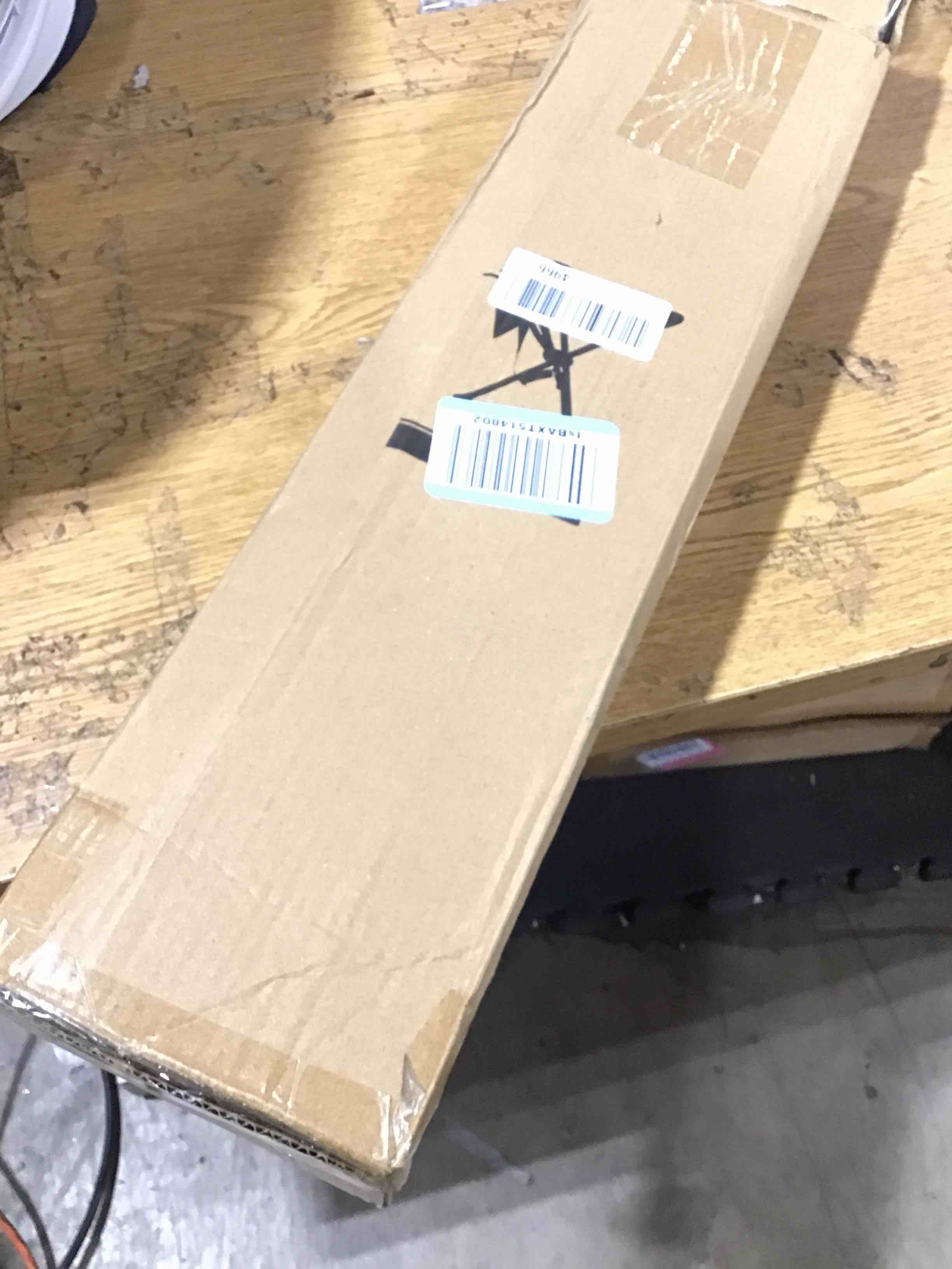 https://s3.amazonaws.com/lotting-images-prod/bidfta/TEA2807325_1751887040923.jpeg
