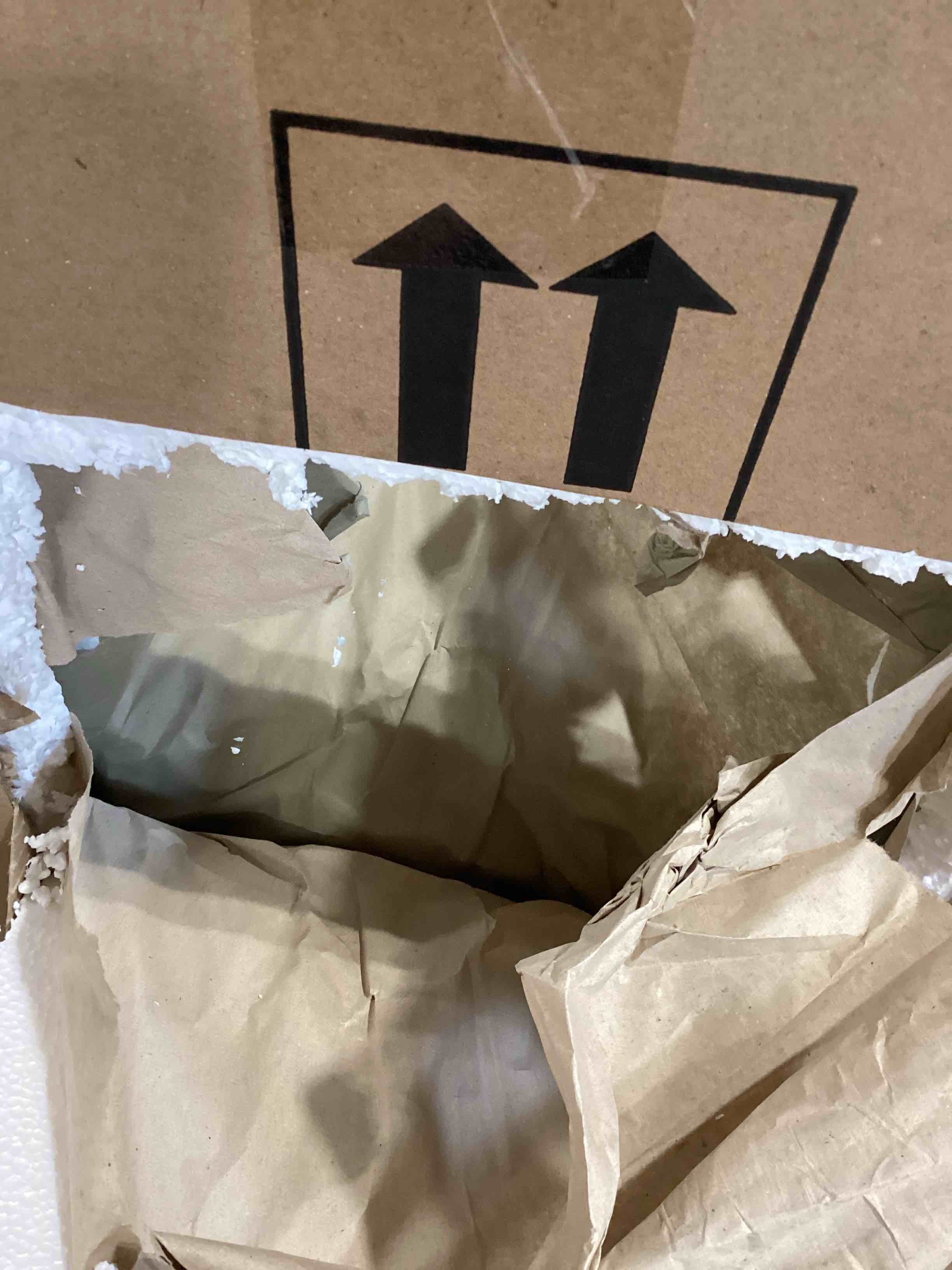 https://s3.amazonaws.com/lotting-images-prod/bidfta/TEA2807725_1752512130552.jpeg