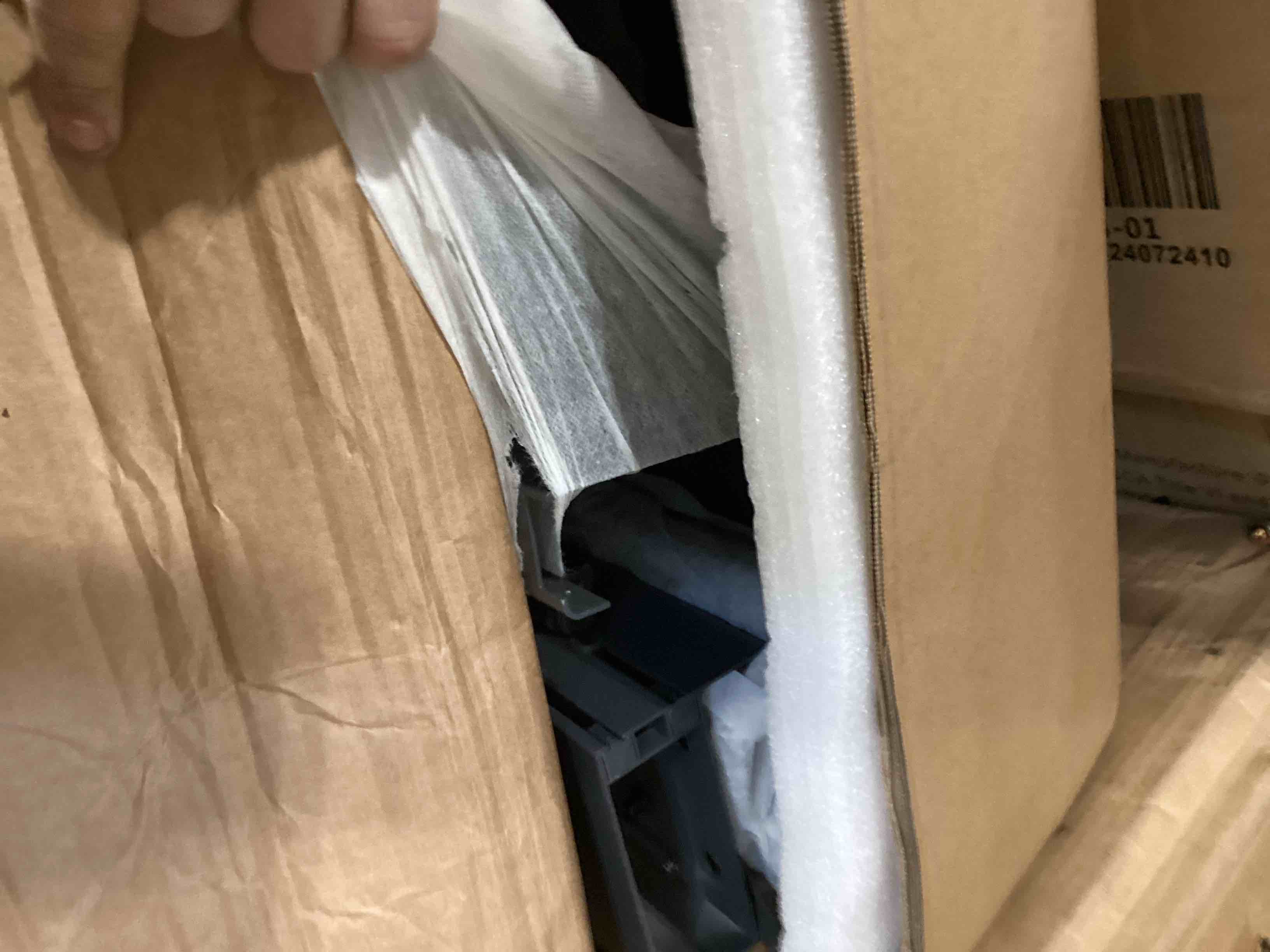 https://s3.amazonaws.com/lotting-images-prod/bidfta/TEA2807732_1752513878865.jpeg