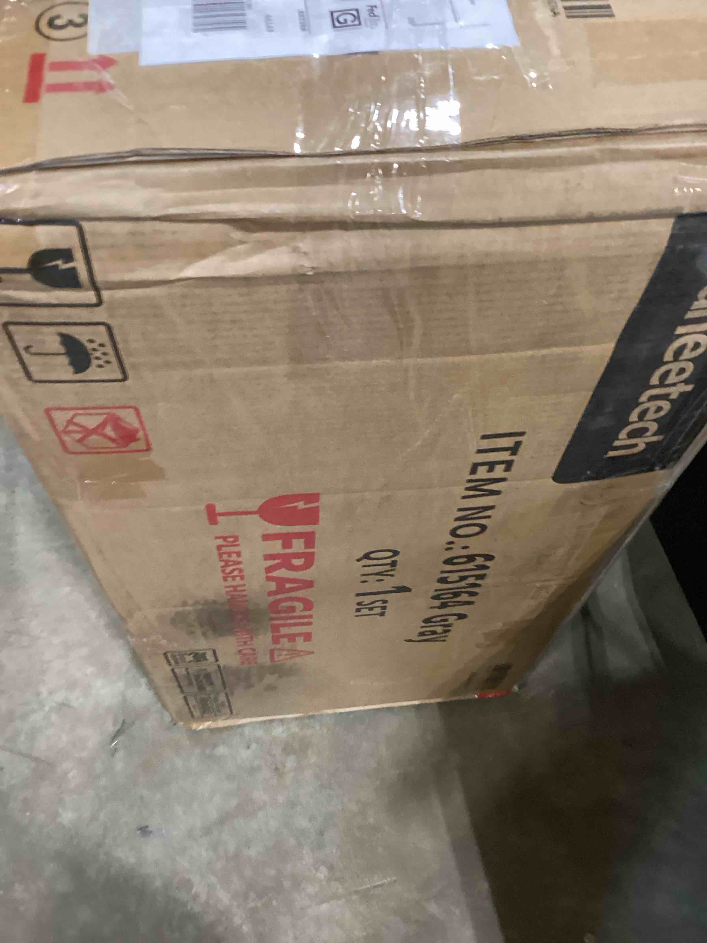 https://s3.amazonaws.com/lotting-images-prod/bidfta/TEA2807803_1752592610699.jpeg