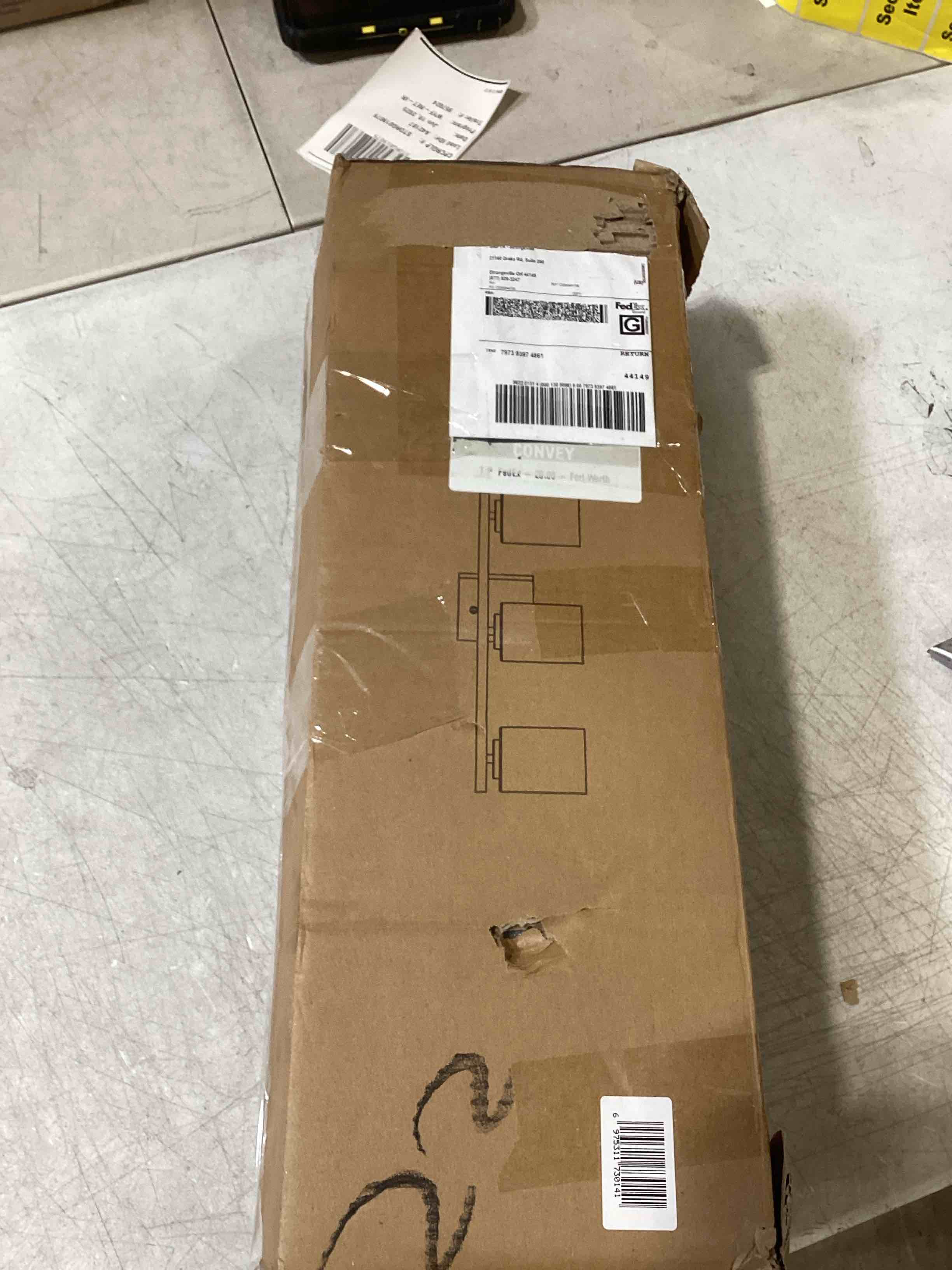 https://s3.amazonaws.com/lotting-images-prod/bidfta/TEA2807839_1752605732672.jpeg