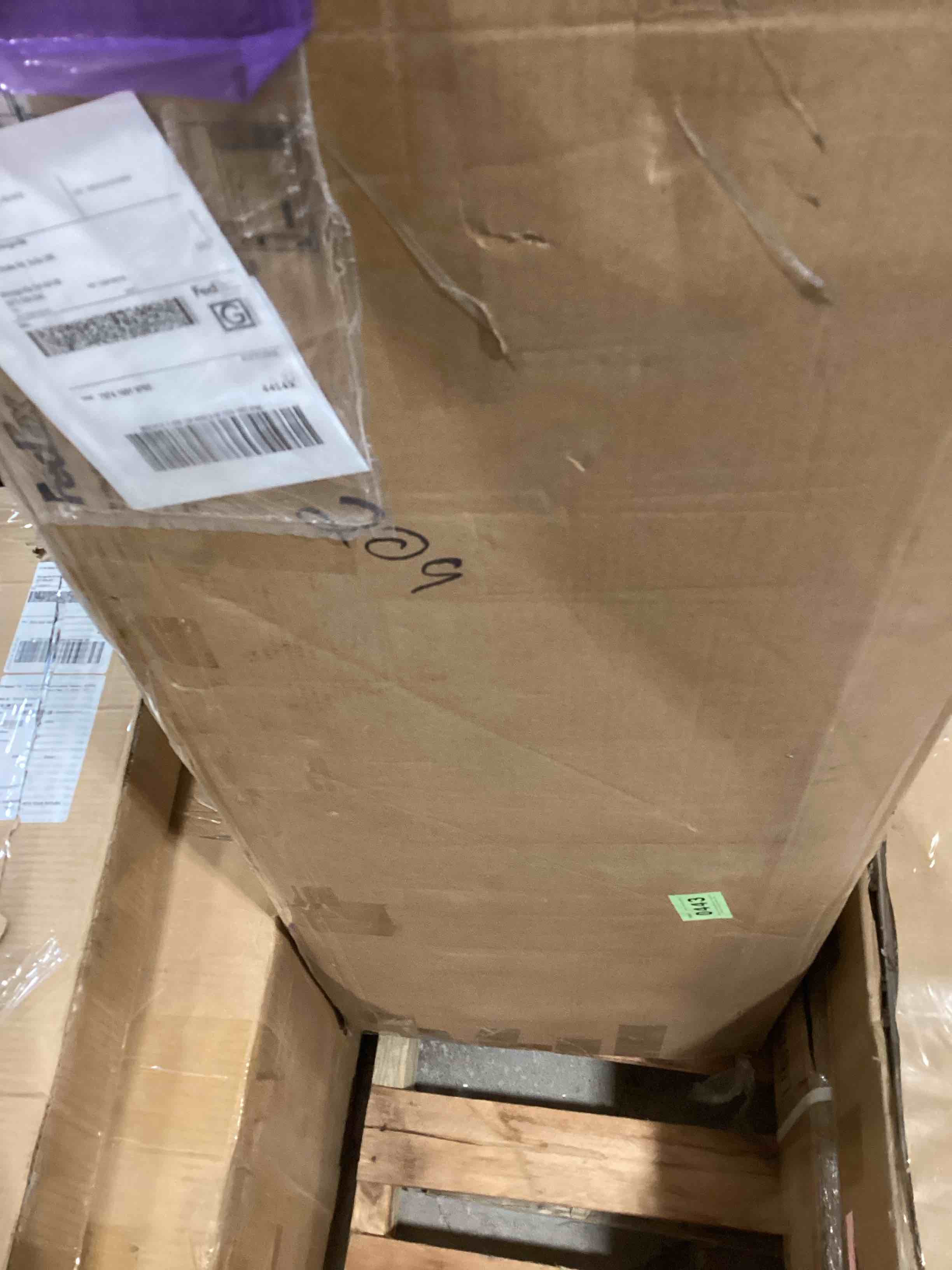 https://s3.amazonaws.com/lotting-images-prod/bidfta/TEA2807967_1752761330271.jpeg