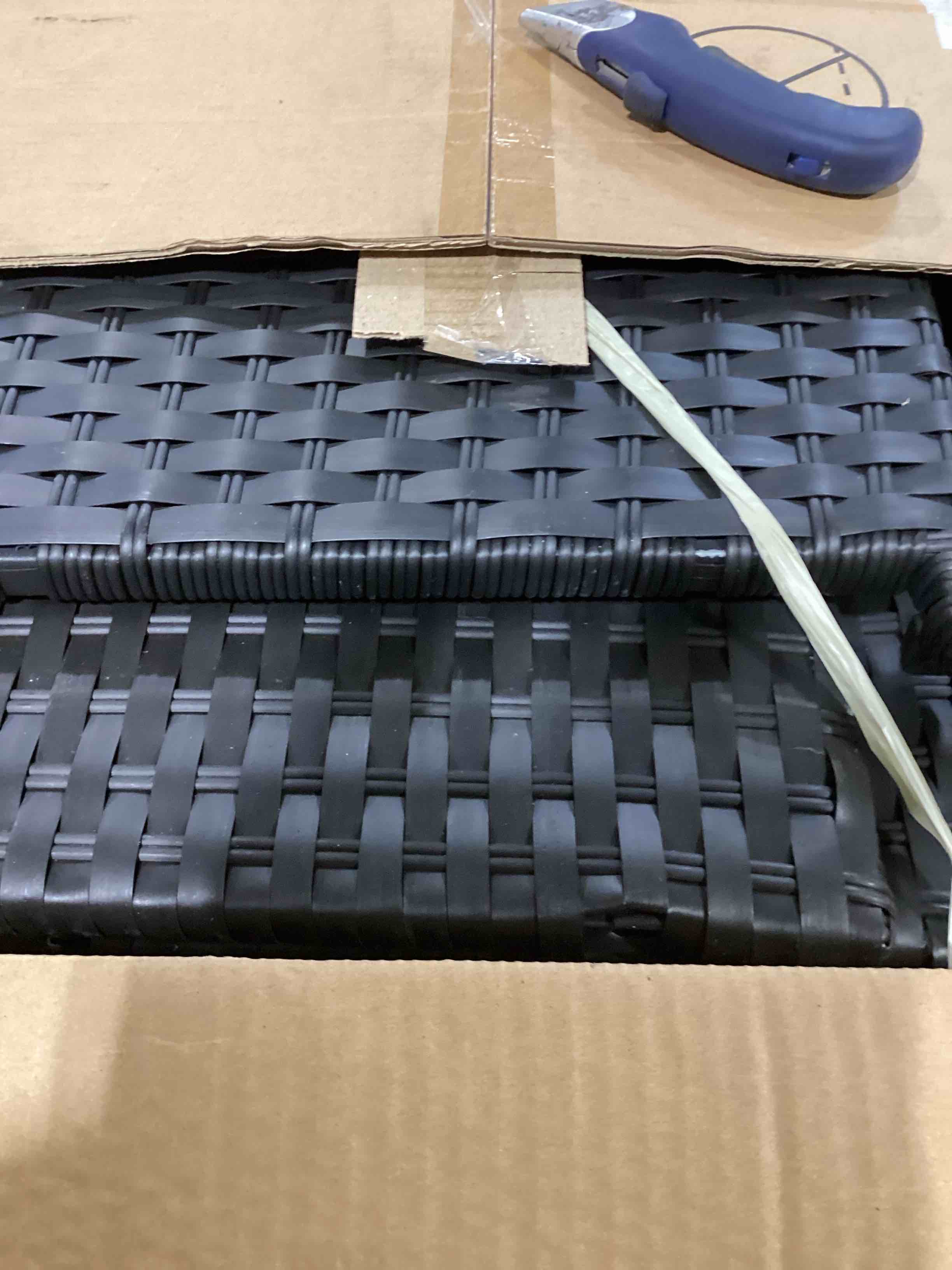 https://s3.amazonaws.com/lotting-images-prod/bidfta/TEA2808165_1753112582021.jpeg