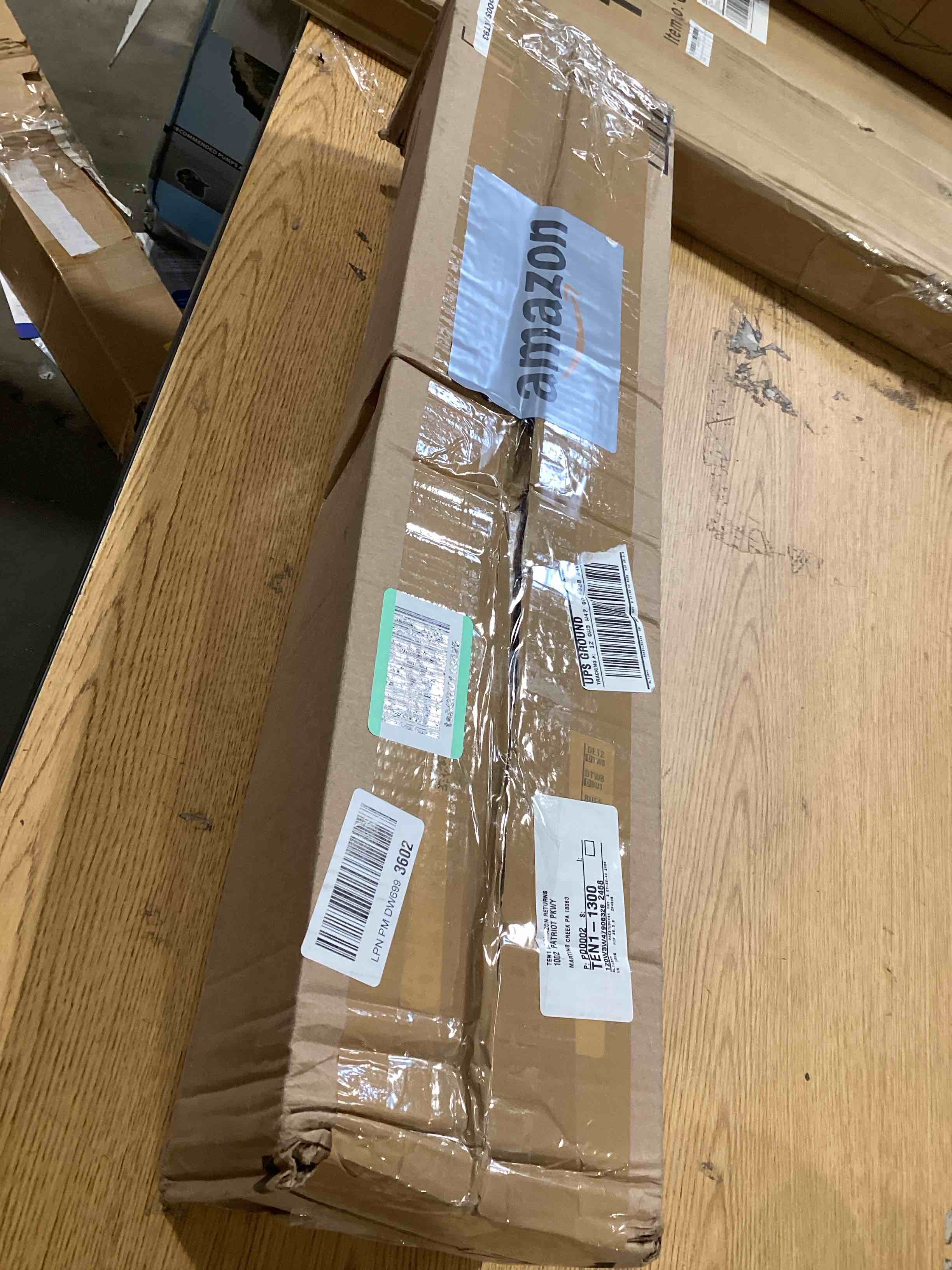 https://s3.amazonaws.com/lotting-images-prod/bidfta/TEA2809010_1748867517247.jpeg