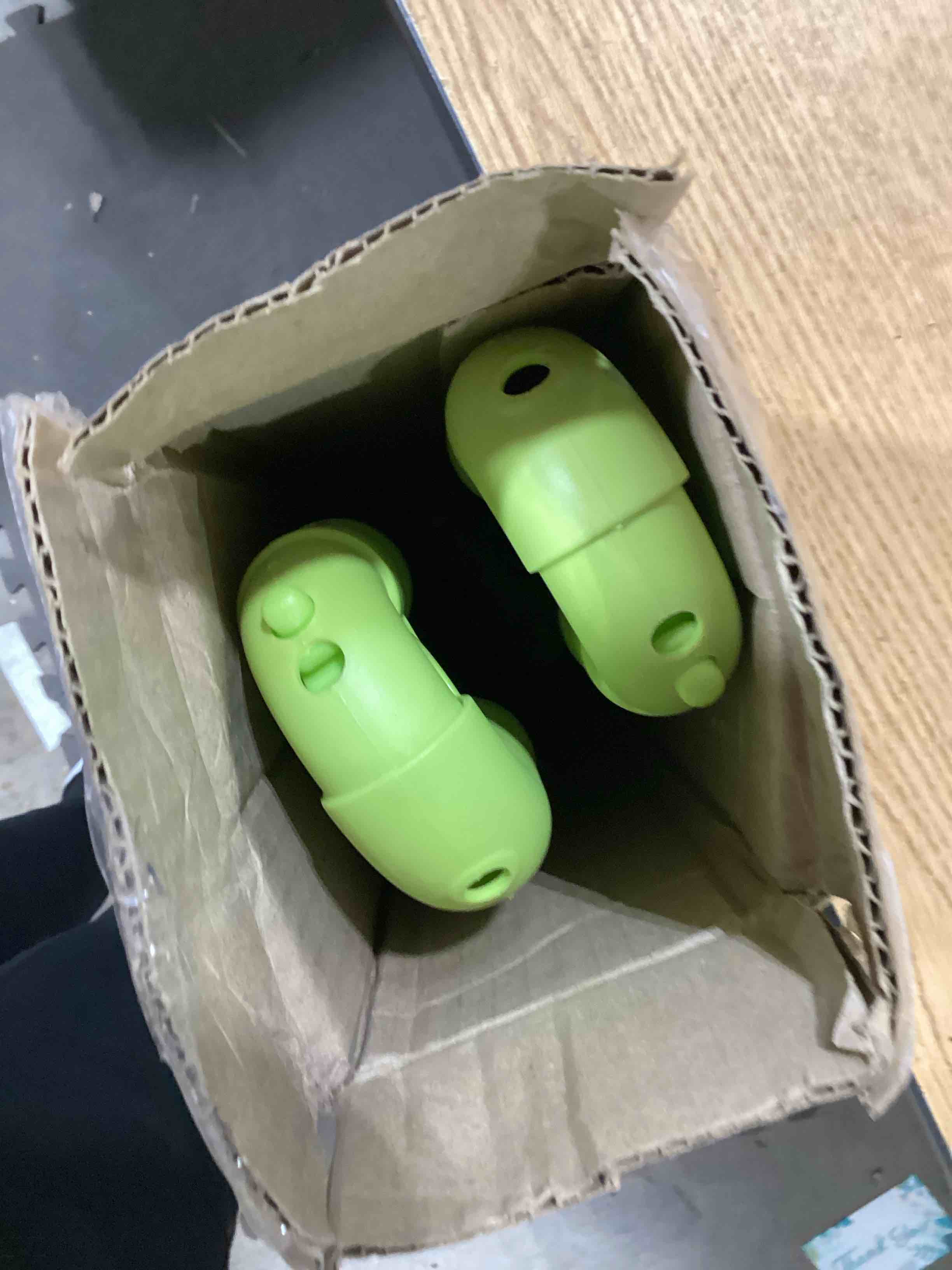 https://s3.amazonaws.com/lotting-images-prod/bidfta/TEA2809012_1748867853586.jpeg