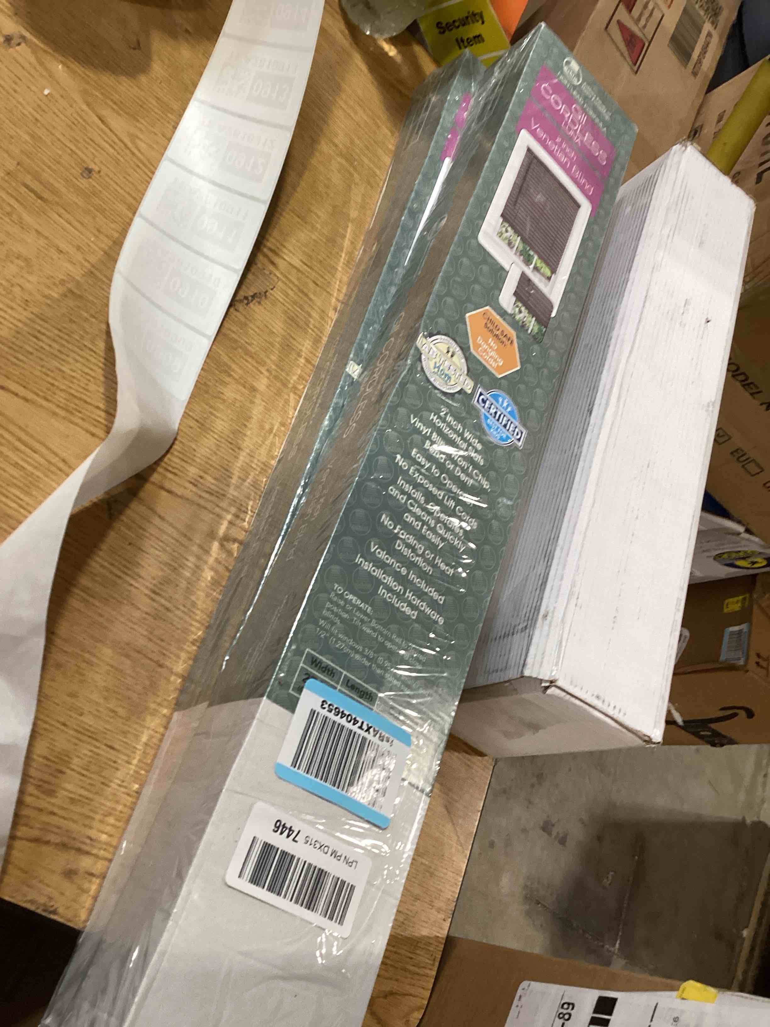 https://s3.amazonaws.com/lotting-images-prod/bidfta/TEA2810910_1750429500904.jpeg