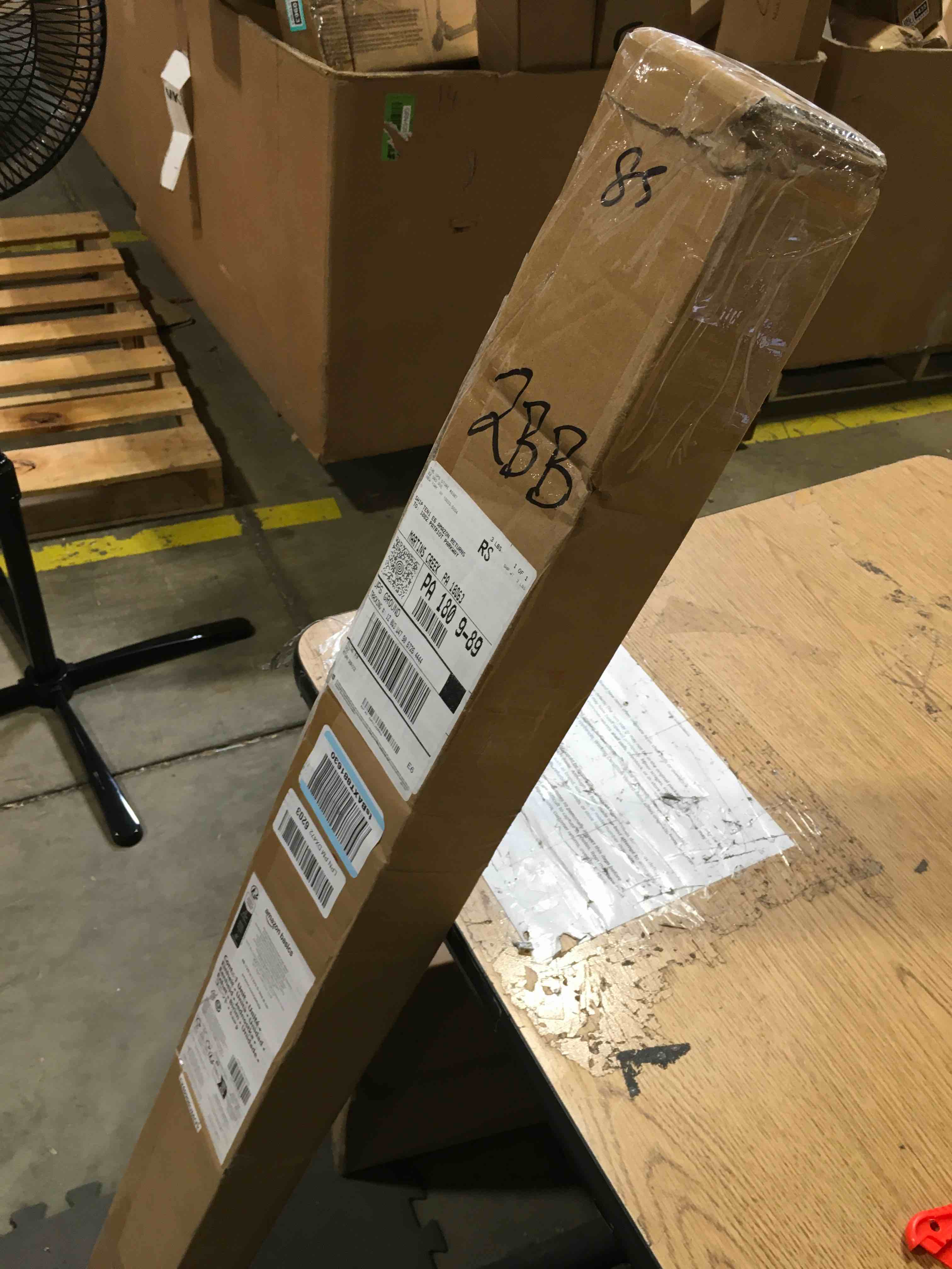 https://s3.amazonaws.com/lotting-images-prod/bidfta/TEA2810973_1750444609644.jpeg