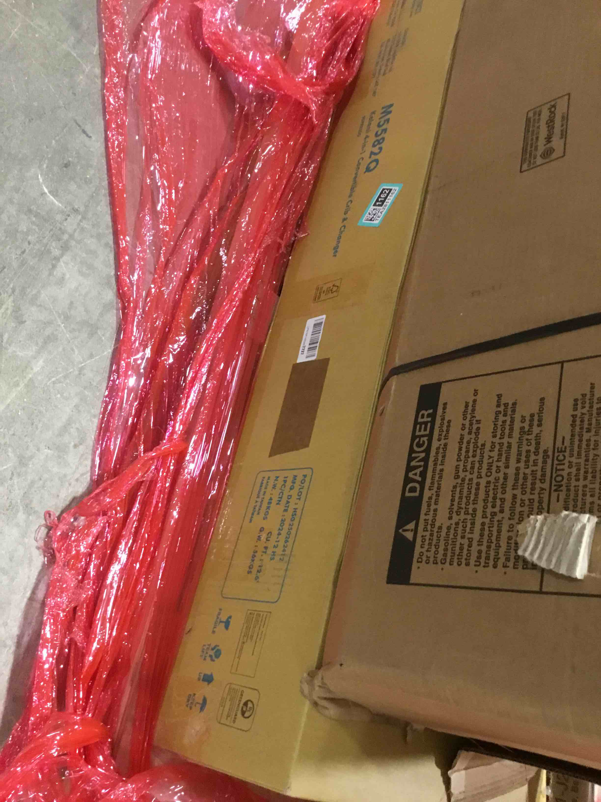 https://s3.amazonaws.com/lotting-images-prod/bidfta/TEA2811162_1750765541906.jpeg