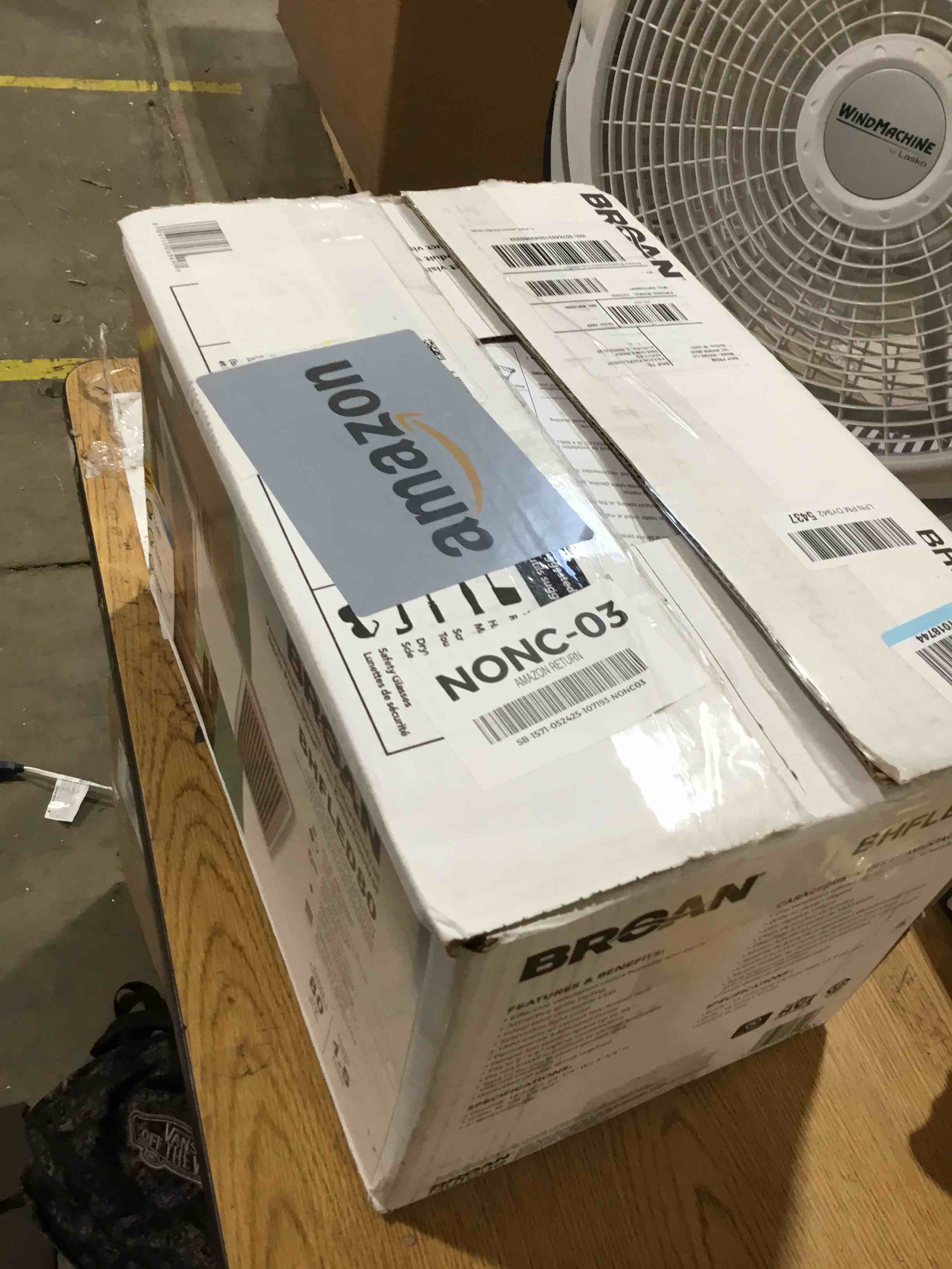 https://s3.amazonaws.com/lotting-images-prod/bidfta/TEA2811329_1750851337745.jpeg