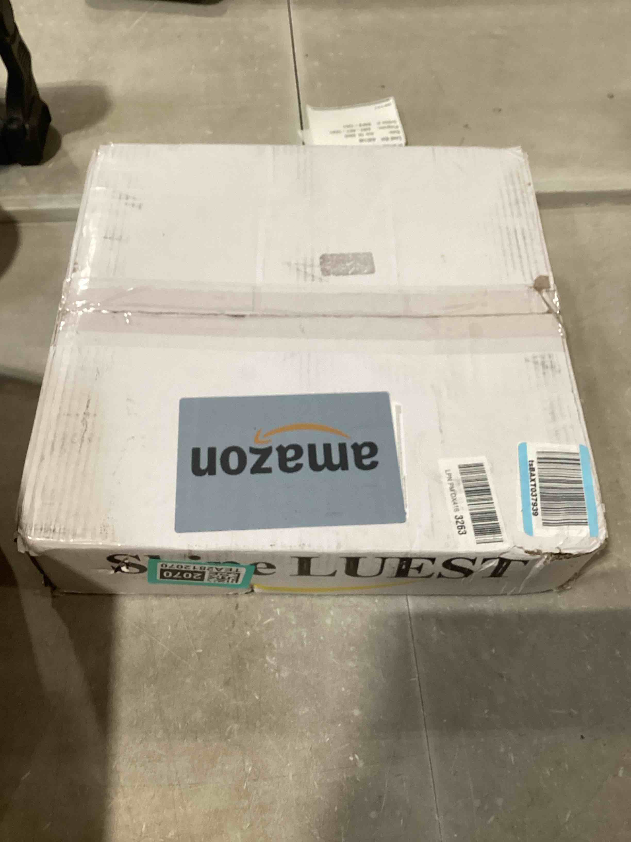 https://s3.amazonaws.com/lotting-images-prod/bidfta/TEA2812070_1750853850412.jpeg
