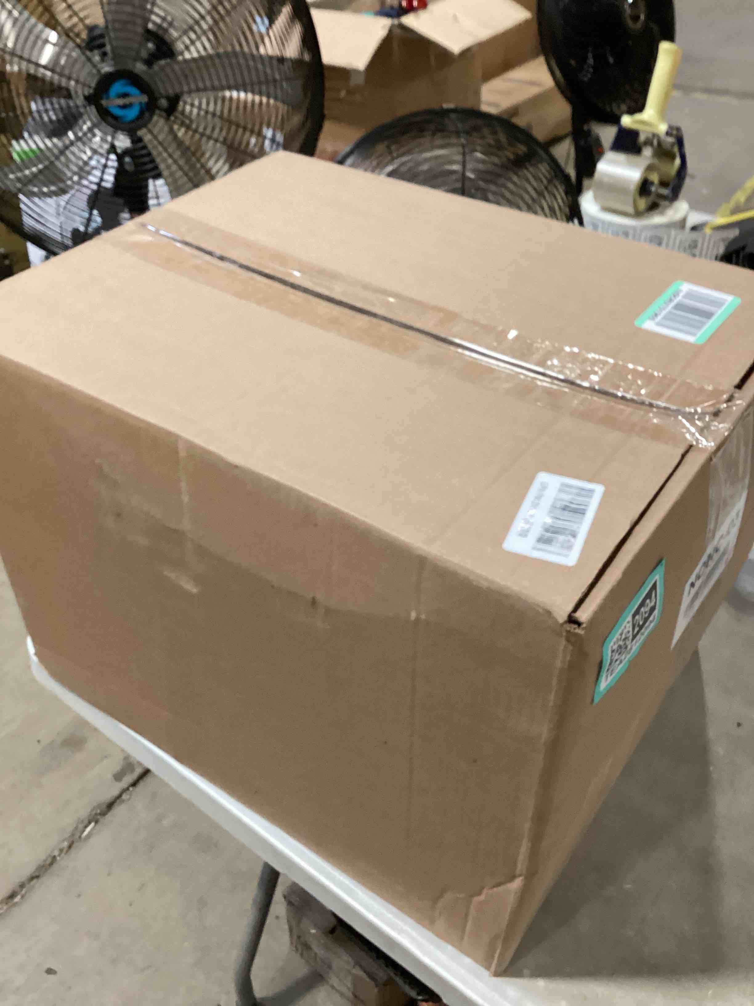 https://s3.amazonaws.com/lotting-images-prod/bidfta/TEA2812094_1750855118577.jpeg
