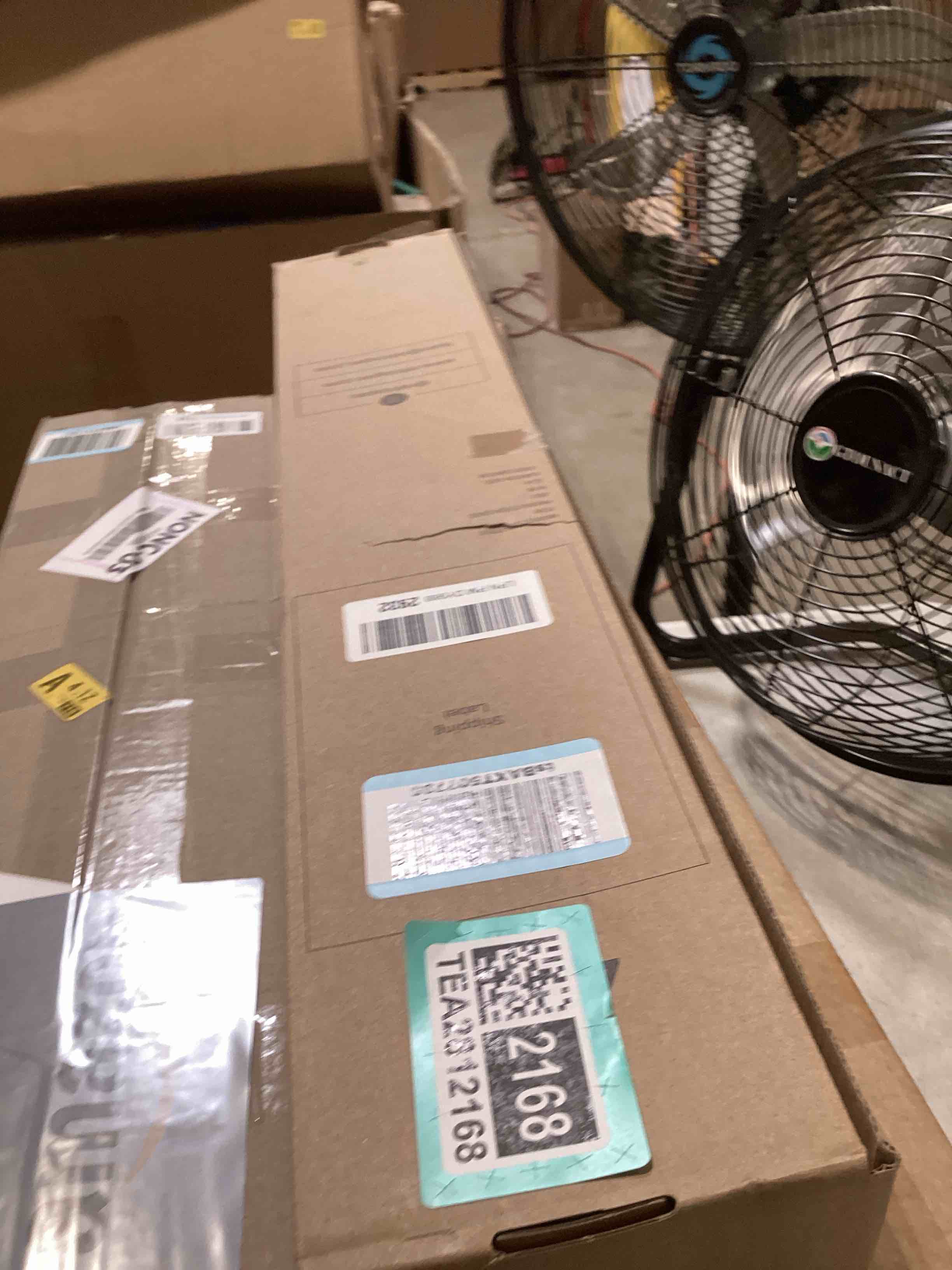 https://s3.amazonaws.com/lotting-images-prod/bidfta/TEA2812161_1750862035607.jpeg
