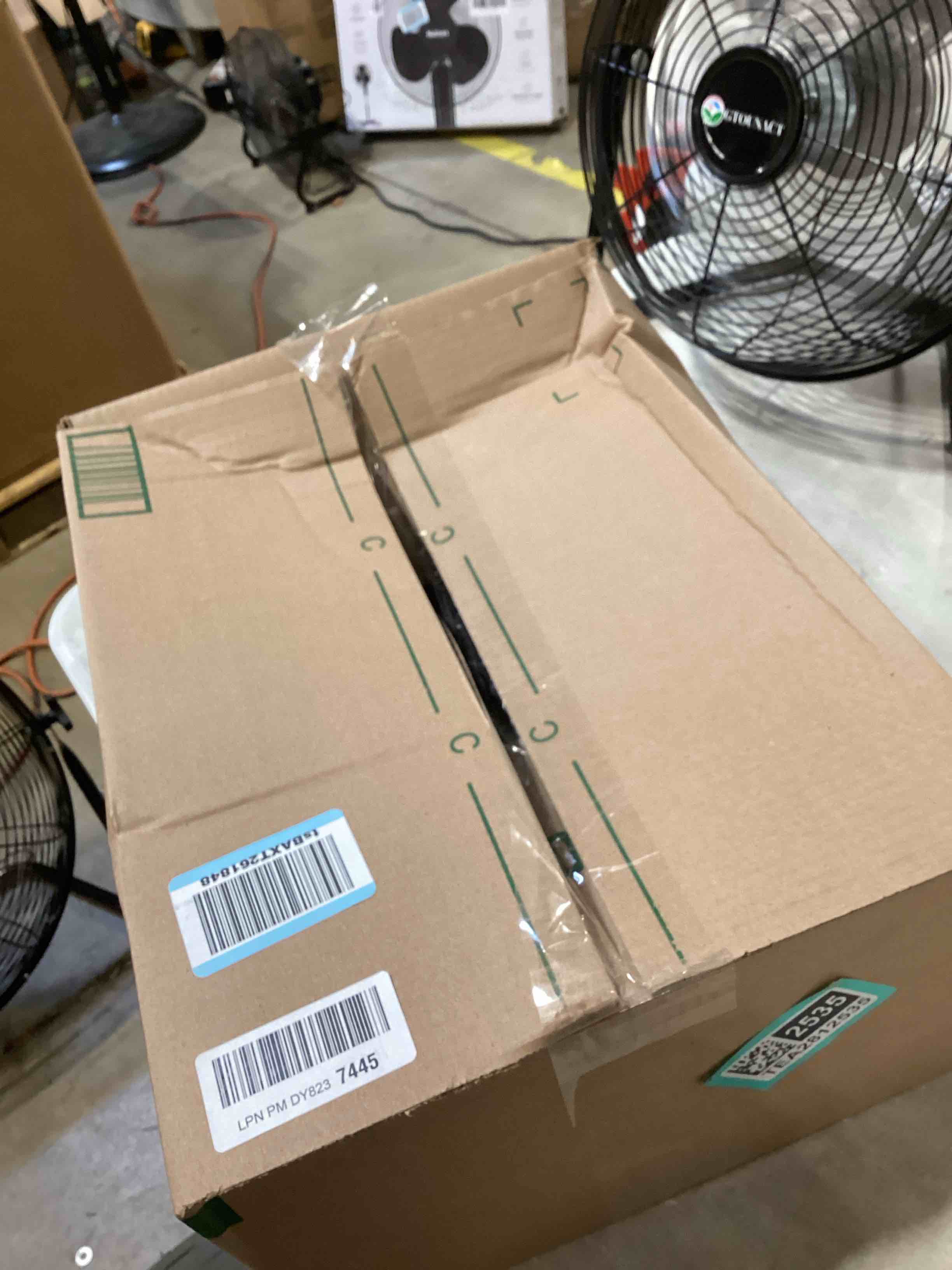 https://s3.amazonaws.com/lotting-images-prod/bidfta/TEA2812535_1750963084480.jpeg
