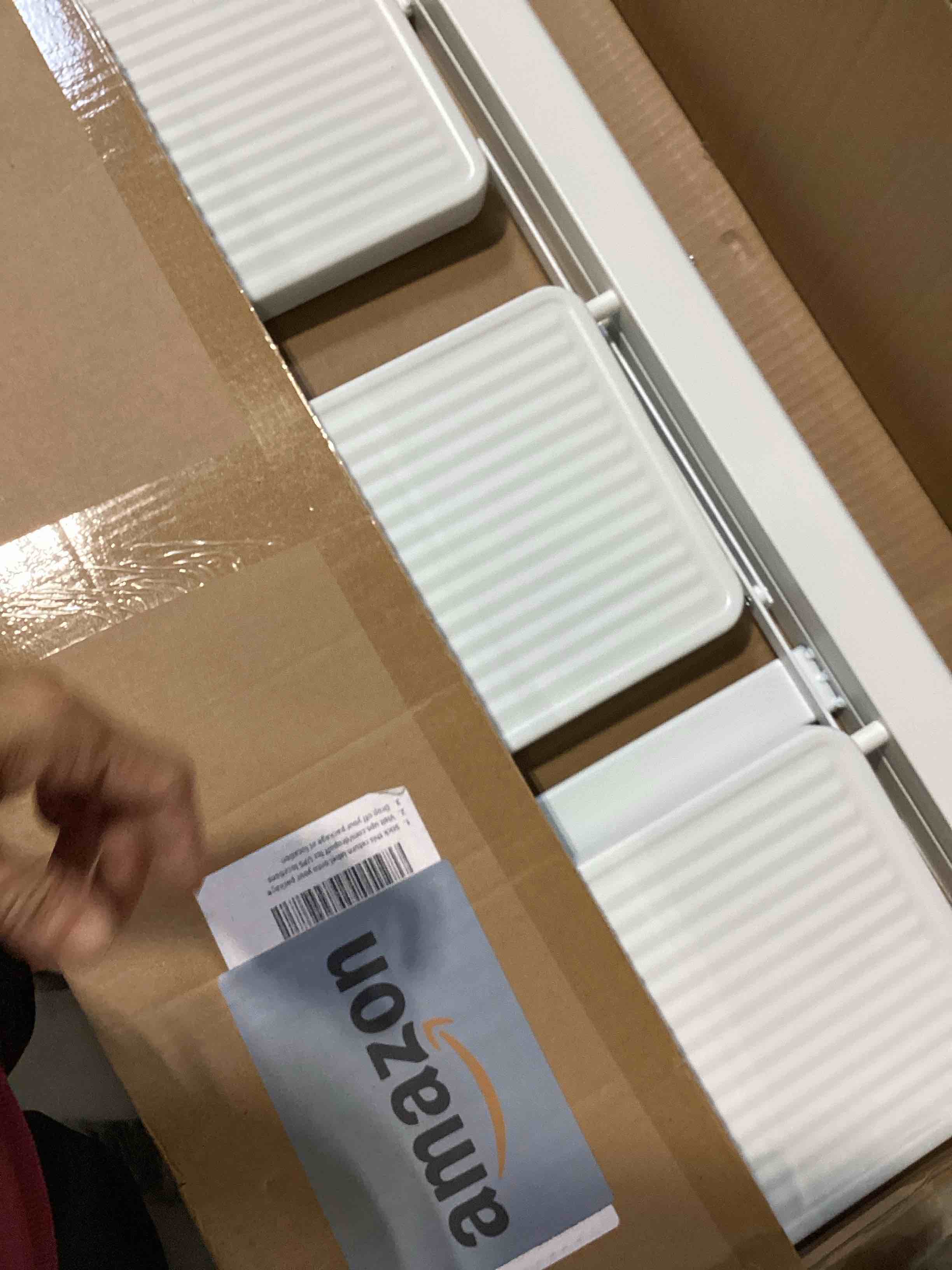 https://s3.amazonaws.com/lotting-images-prod/bidfta/TEA2812563_1751031500053.jpeg